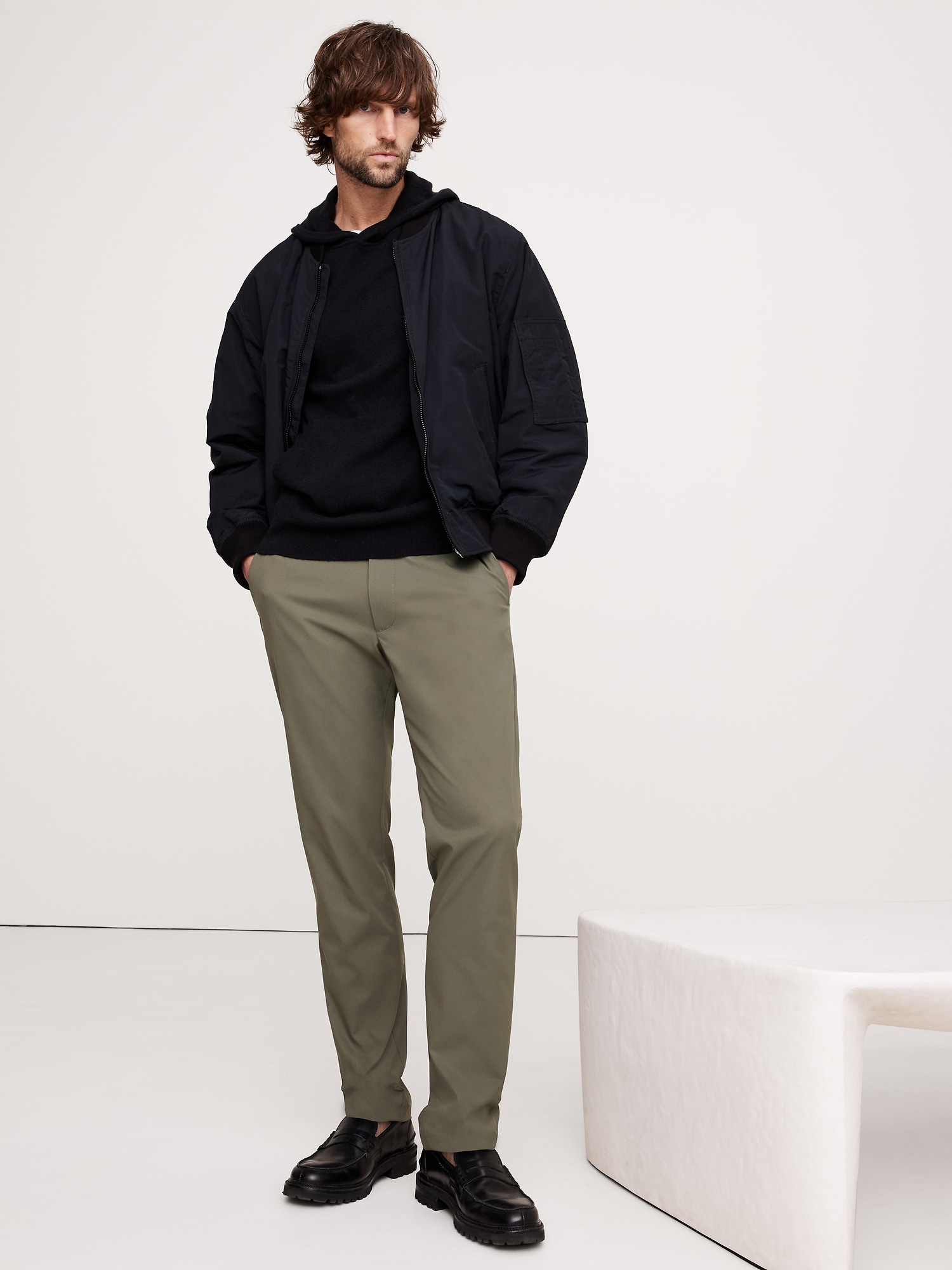 L'image numéro 3 présente Pantalon Performance athlétique étroit