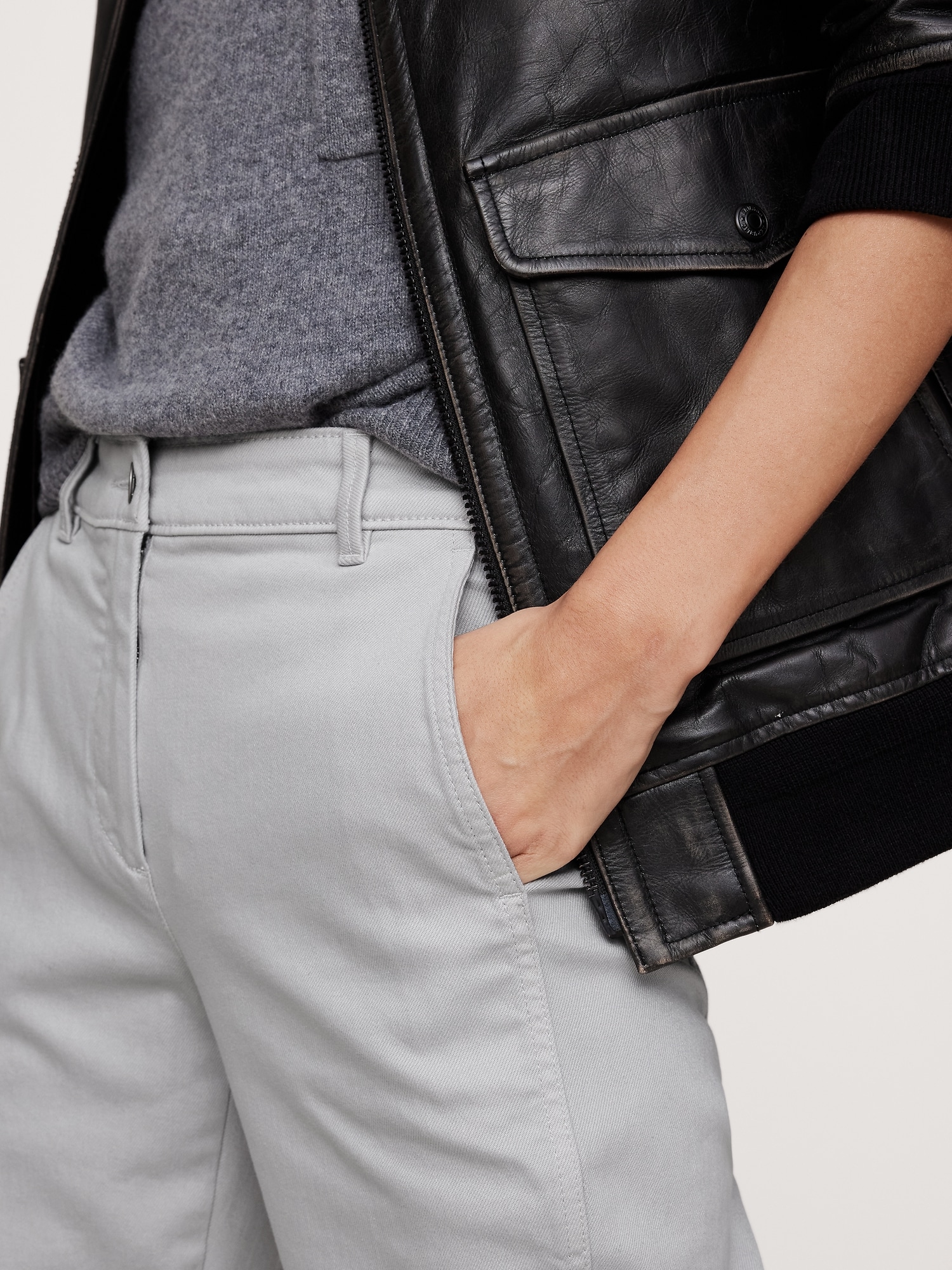 The Weekender Barrel-Leg Pant