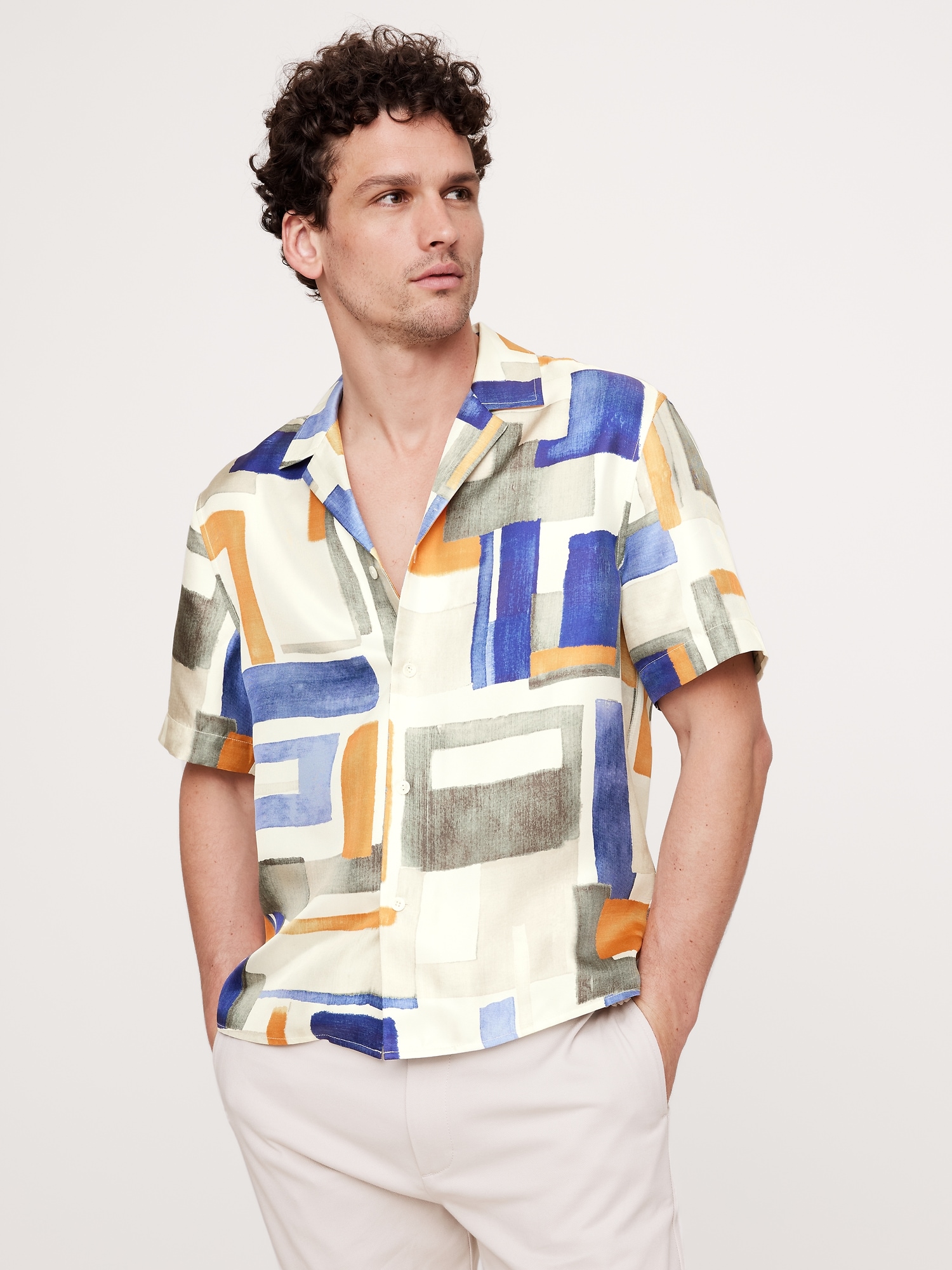 Standard-Fit Silk Resort Shirt