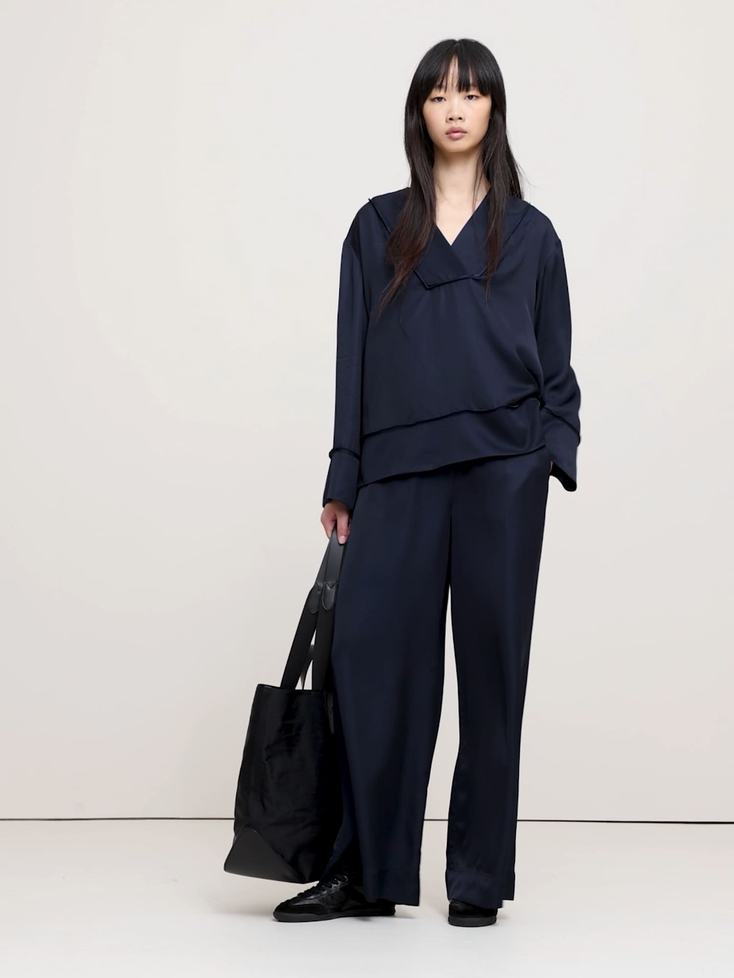 Image number 2 showing, Pull-On Wide Leg Satin Pant