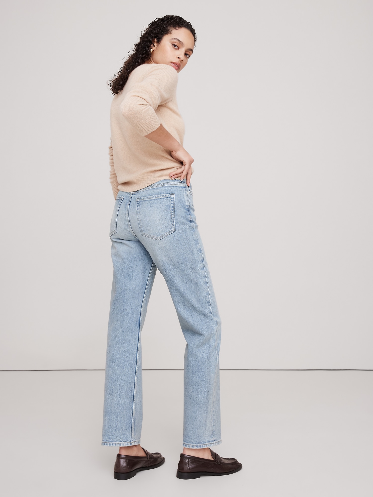 High-Rise 90s Straight Jean