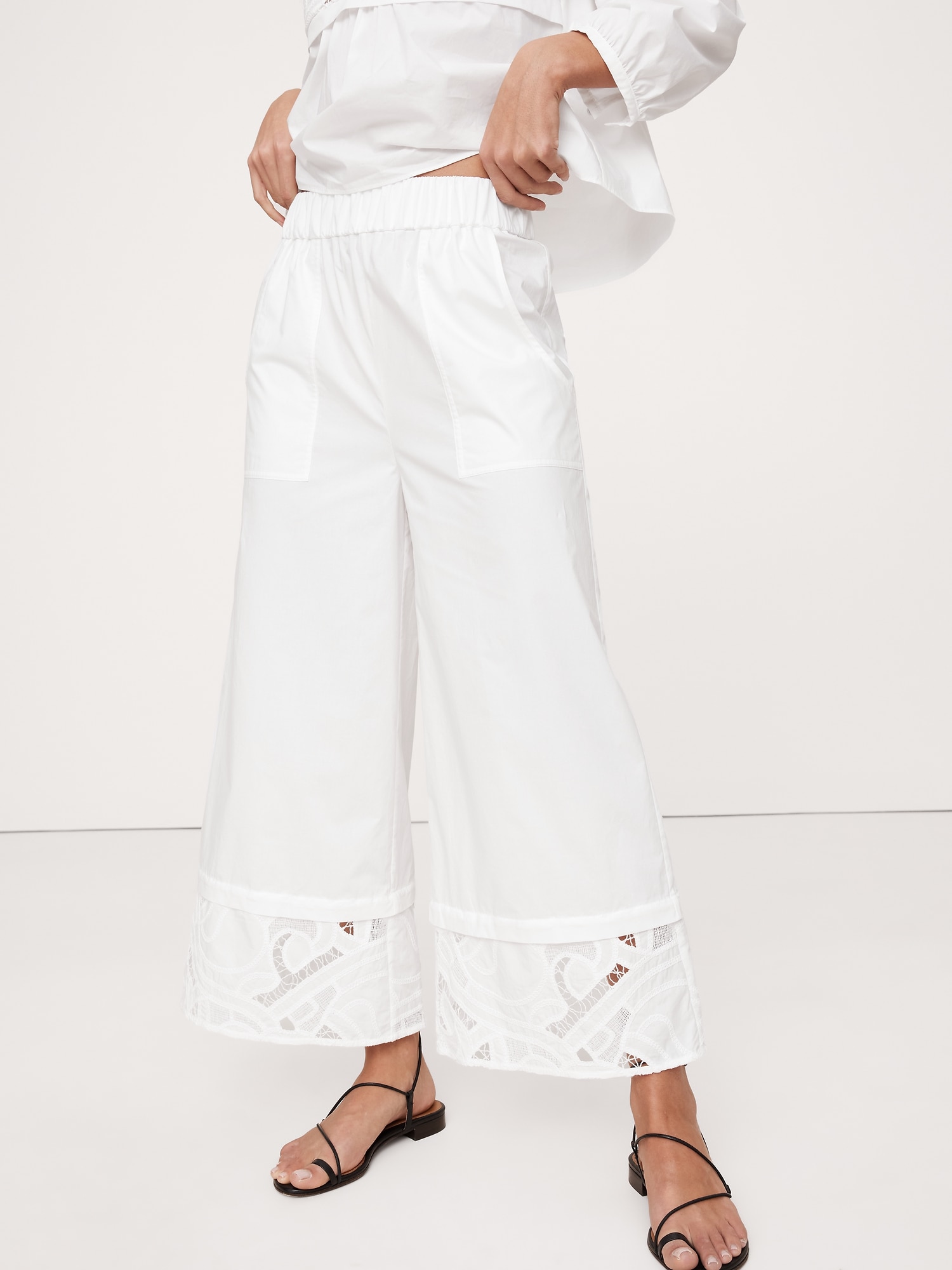 High-Rise Wide-Leg Embroidered Cotton Poplin Cropped Pull-On Pant