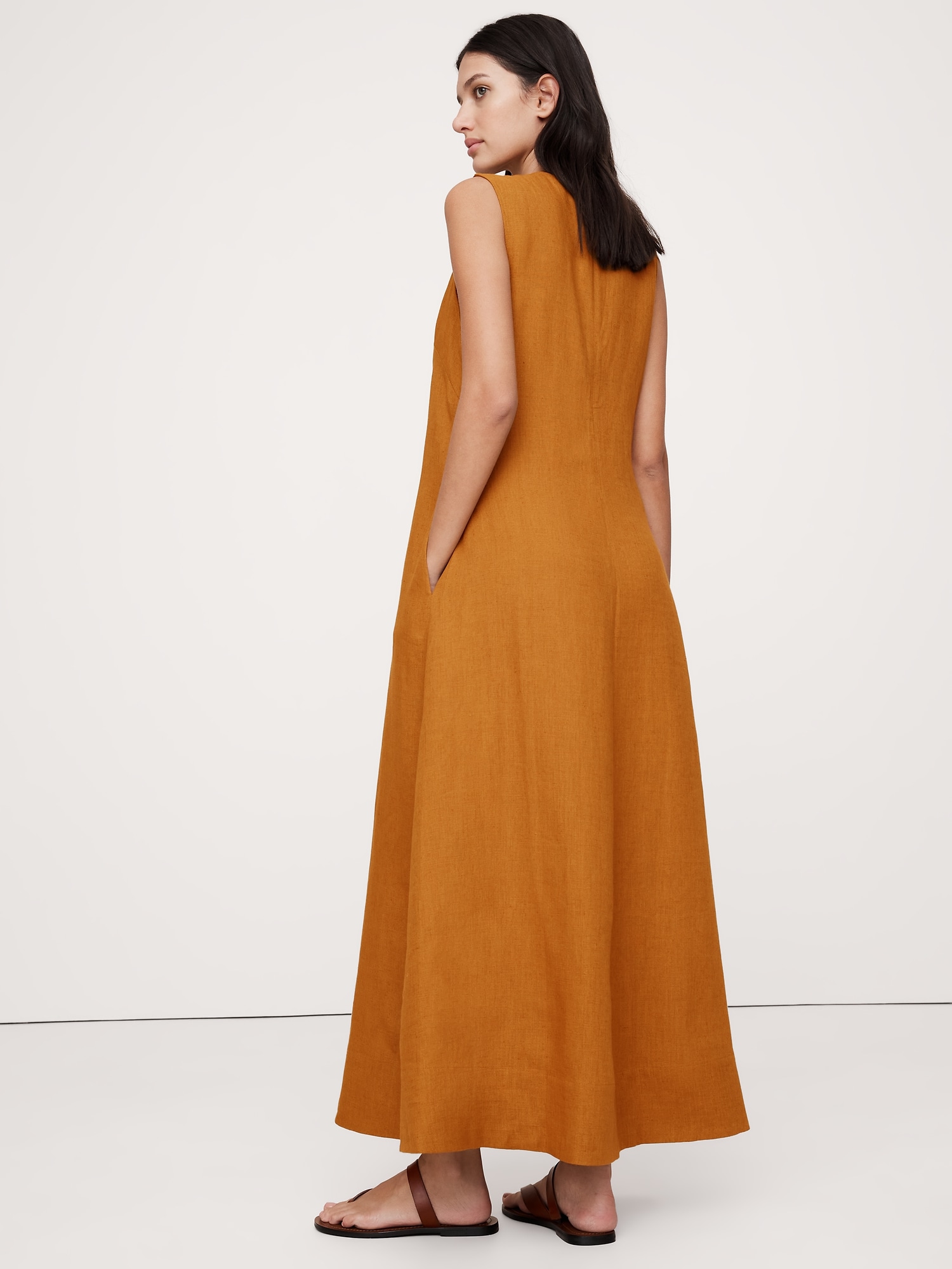 Linen V-Neck Maxi Dress