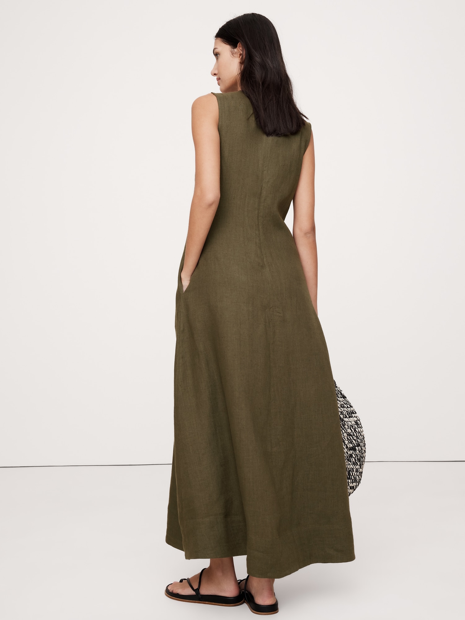 Linen V-Neck Maxi Dress