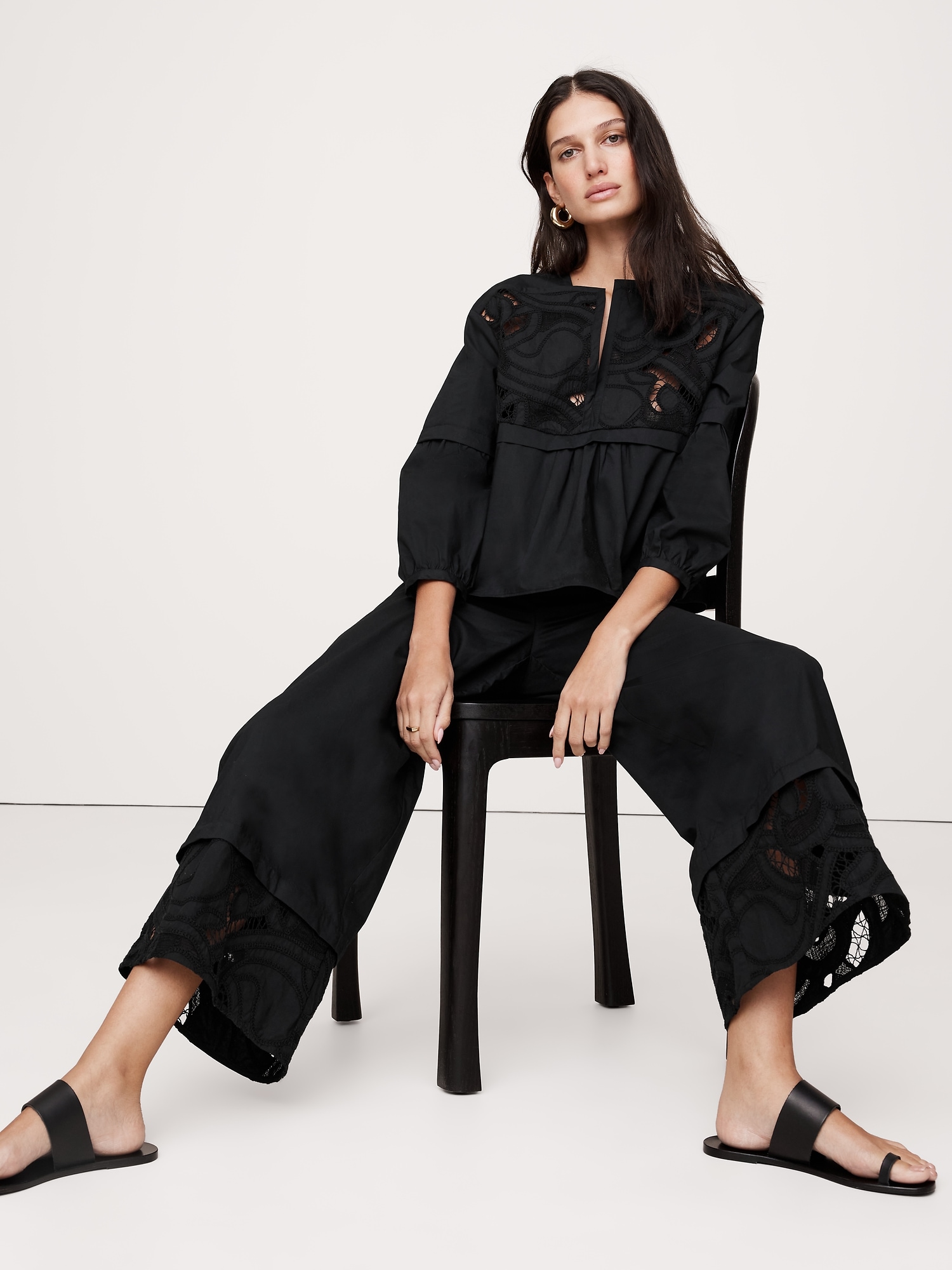 High-Rise Wide-Leg Embroidered Cotton Poplin Cropped Pull-On Pant