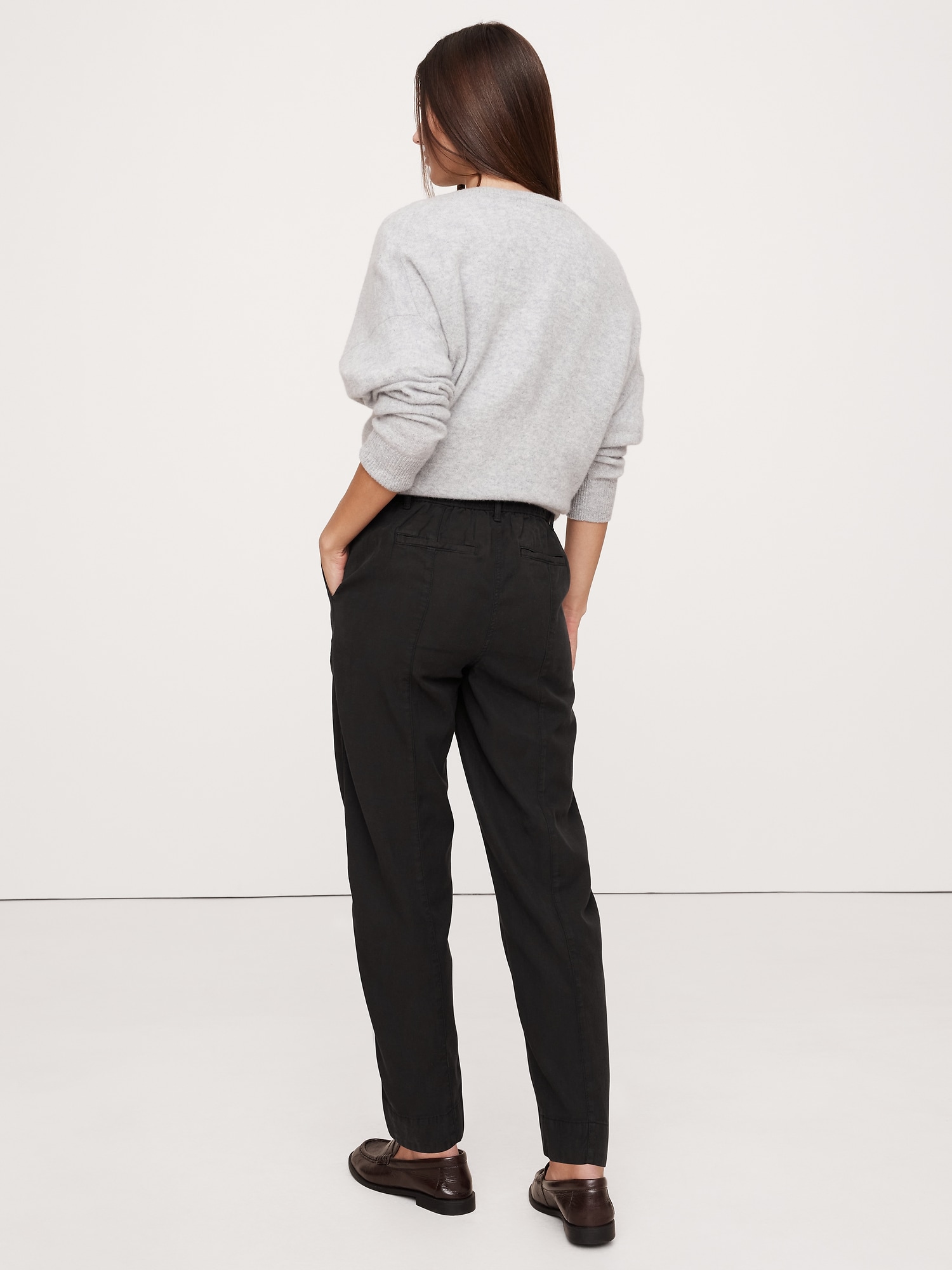 Soma High-Rise Barrel-Leg Pant