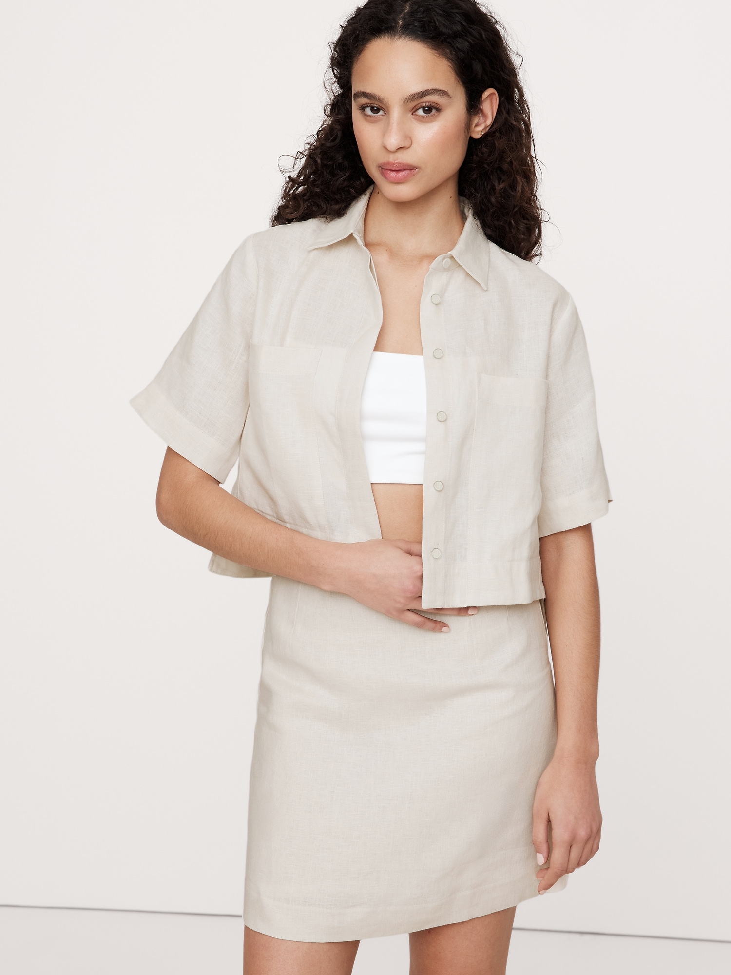 Boxy Linen Cropped Shirt