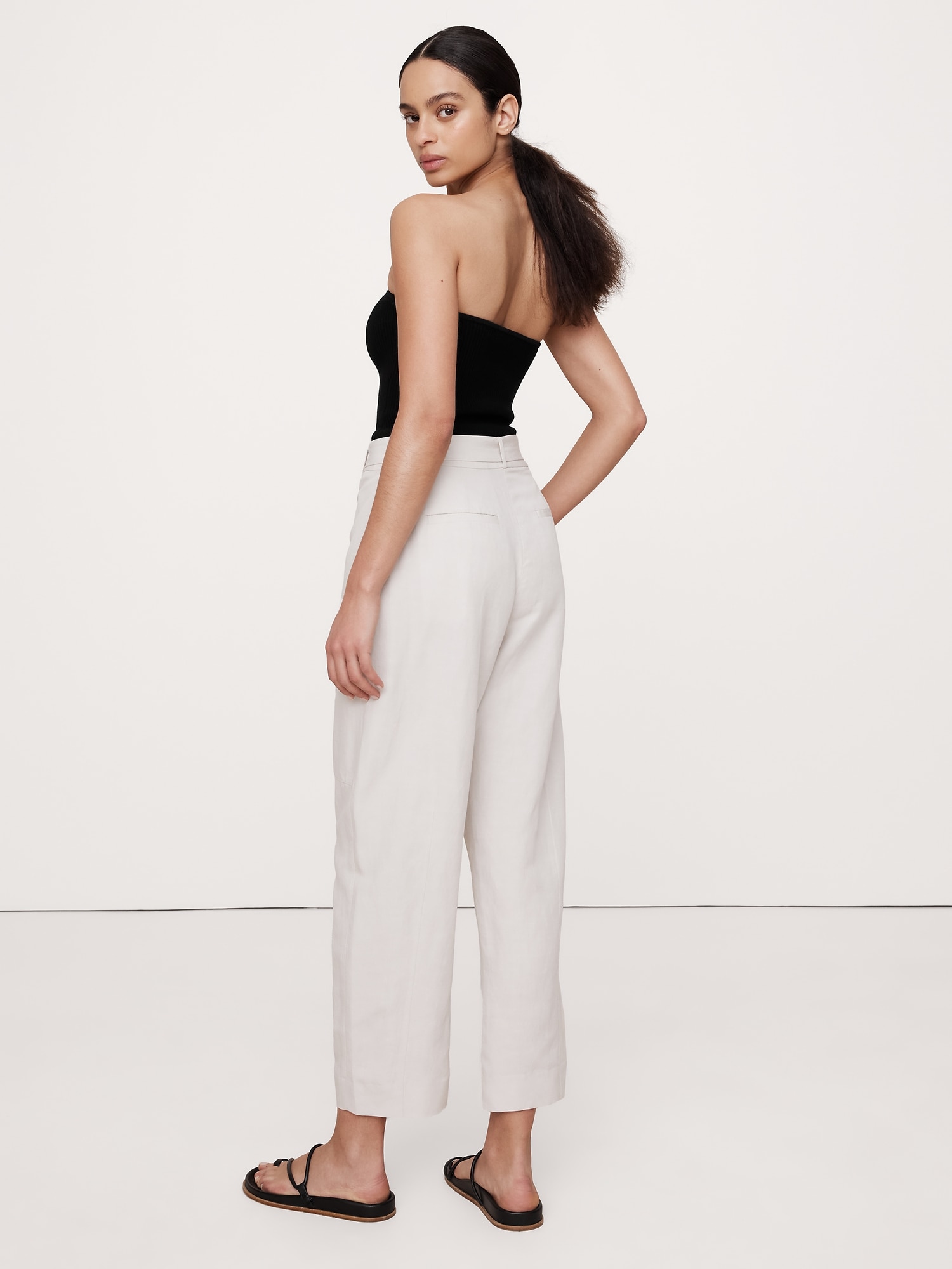 High-Rise Barrel Tencel™-Linen Pant