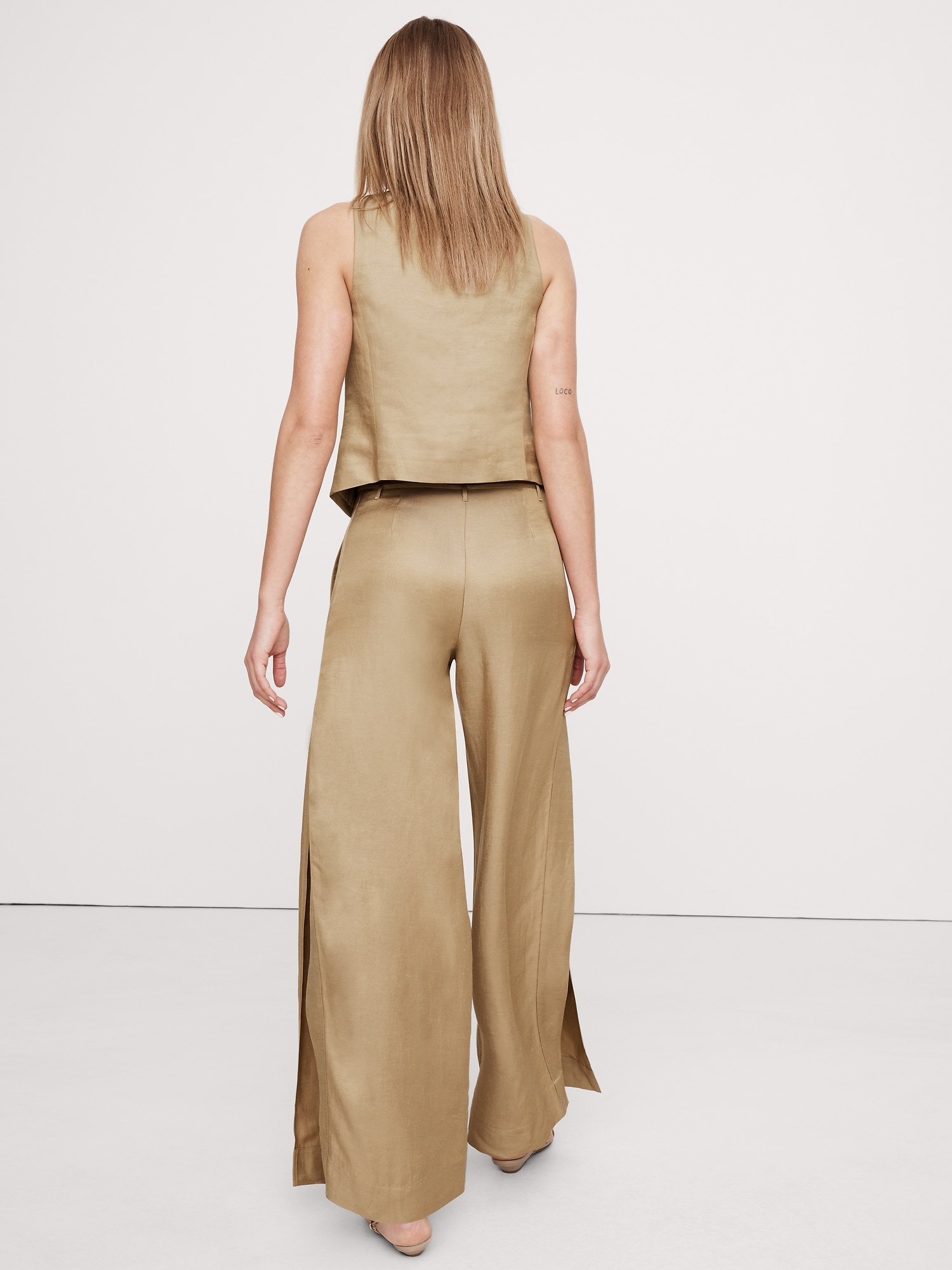 Ultra High-Rise Wide-Leg Viscose-Linen Pant with Side Slits