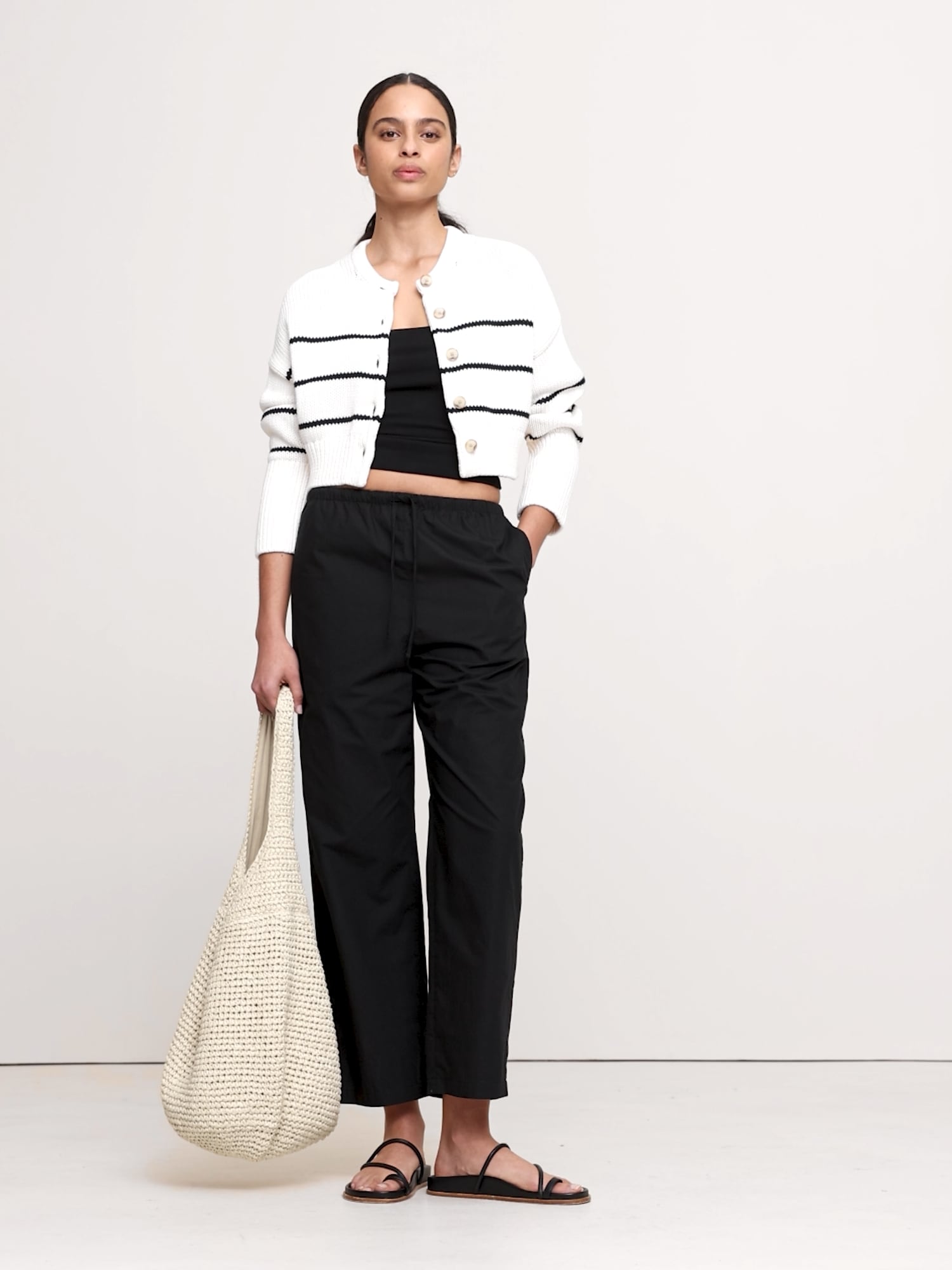 L'image numéro 2 présente Pantalon à taille extensible en popeline de coton