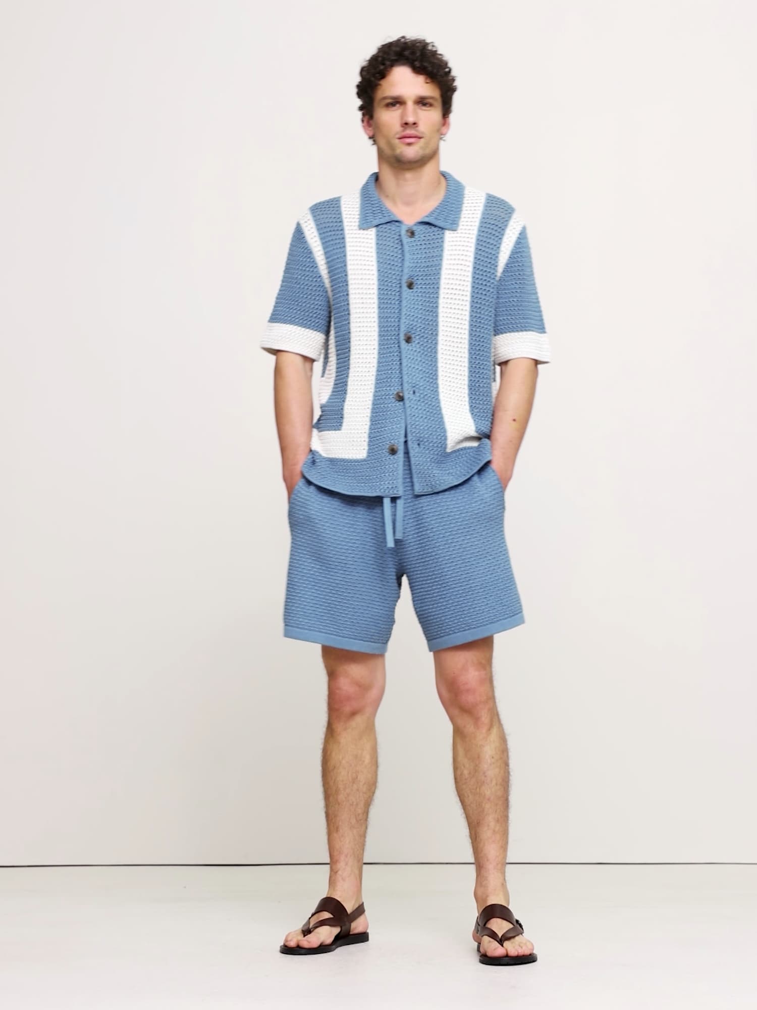 Image number 2 showing, 8" Crochet Cotton Pull-On Short
