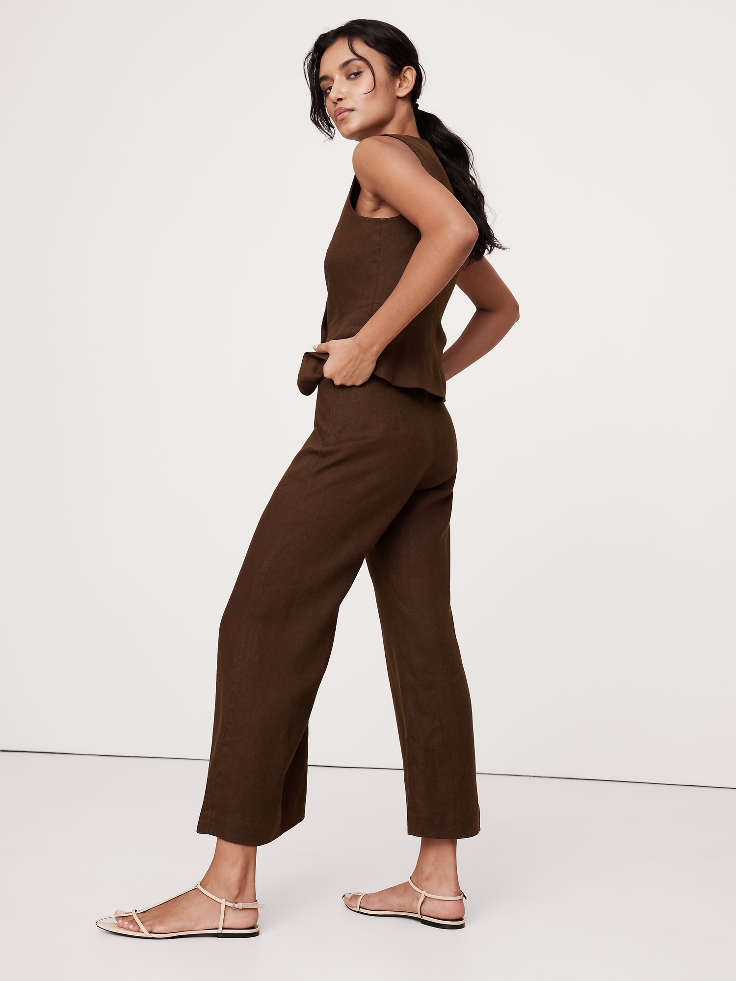 Mid-Rise Kick-Flare Linen Ankle Pant
