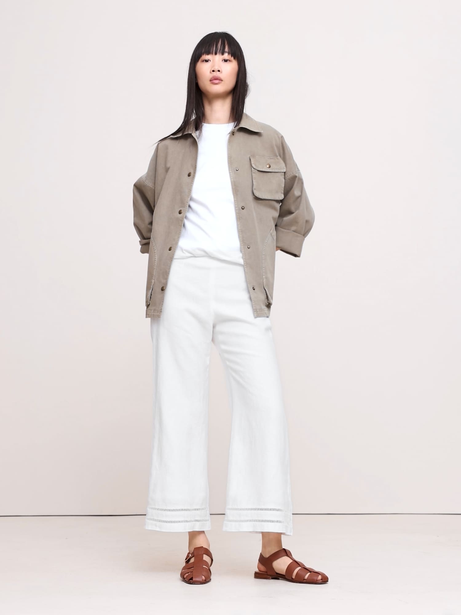 Image number 2 showing, Mid-Rise Kick-Flare Lace-Trim Linen Ankle Pant