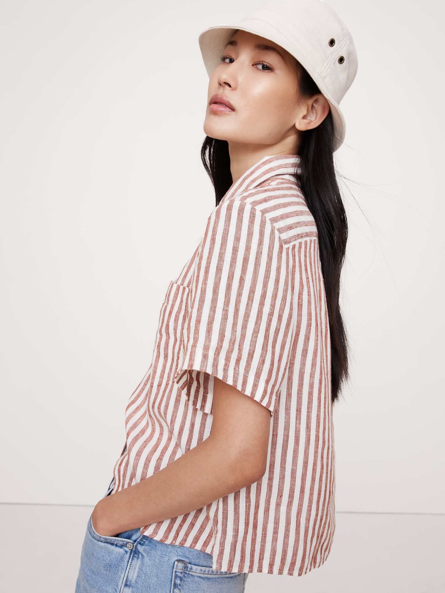 Boxy Linen Short-Sleeve Shirt