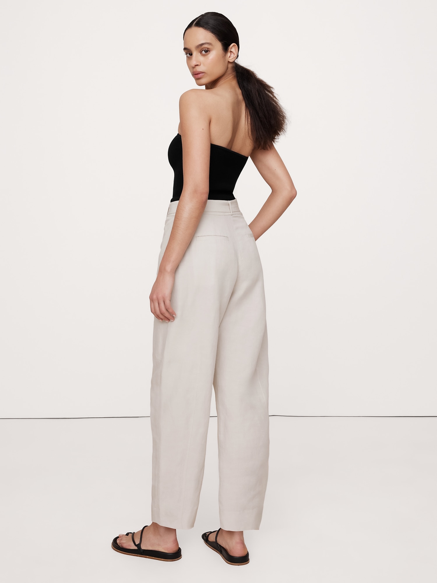 High-Rise Barrel Tencel™-Linen Pant