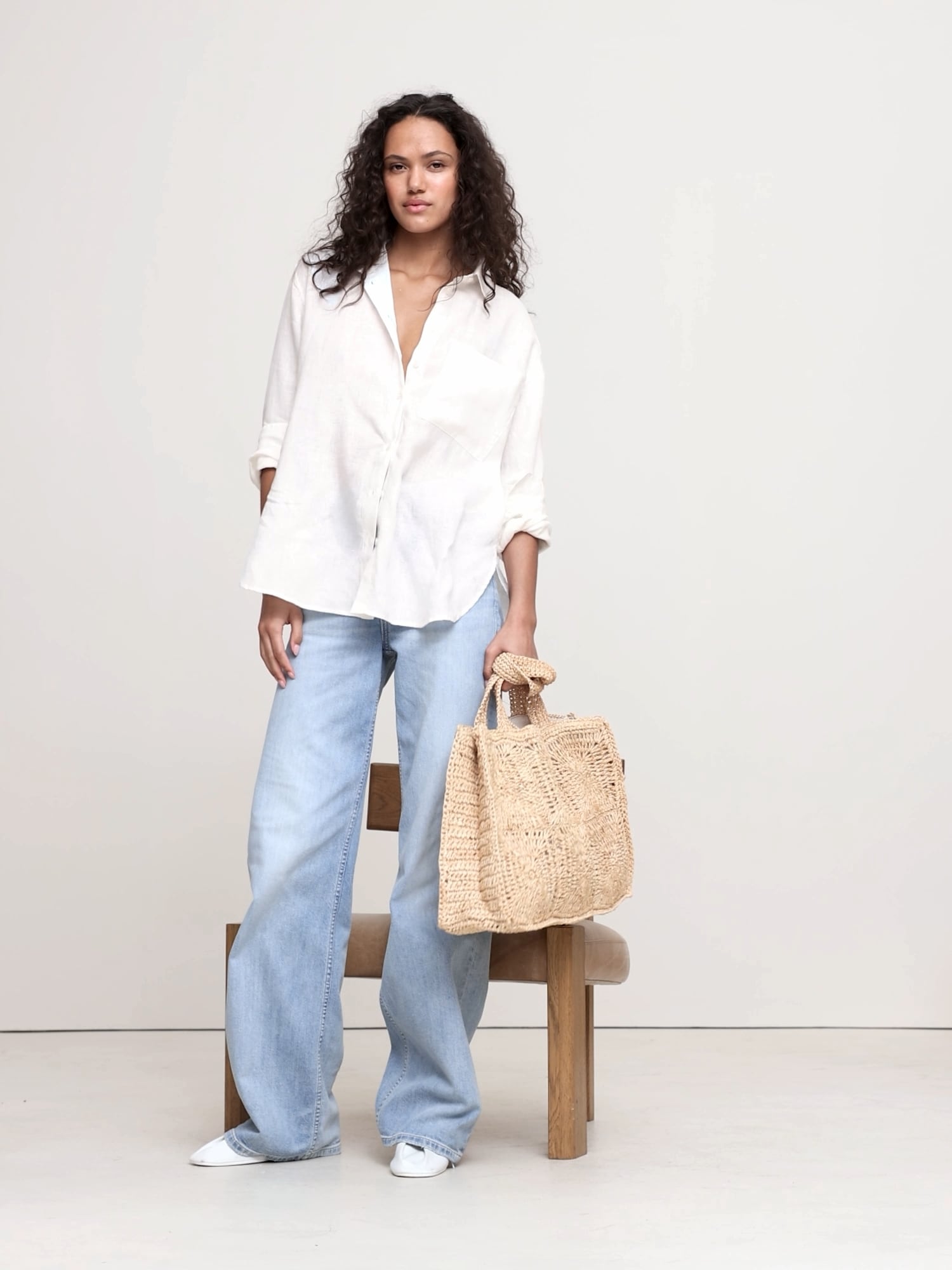 Image number 2 showing, The Oversized Linen Shirt