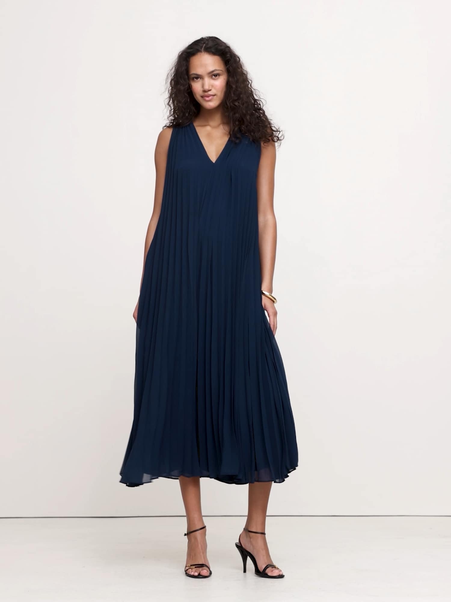 Image number 2 showing, Pleated Georgette Open-Back Long Midi Dress