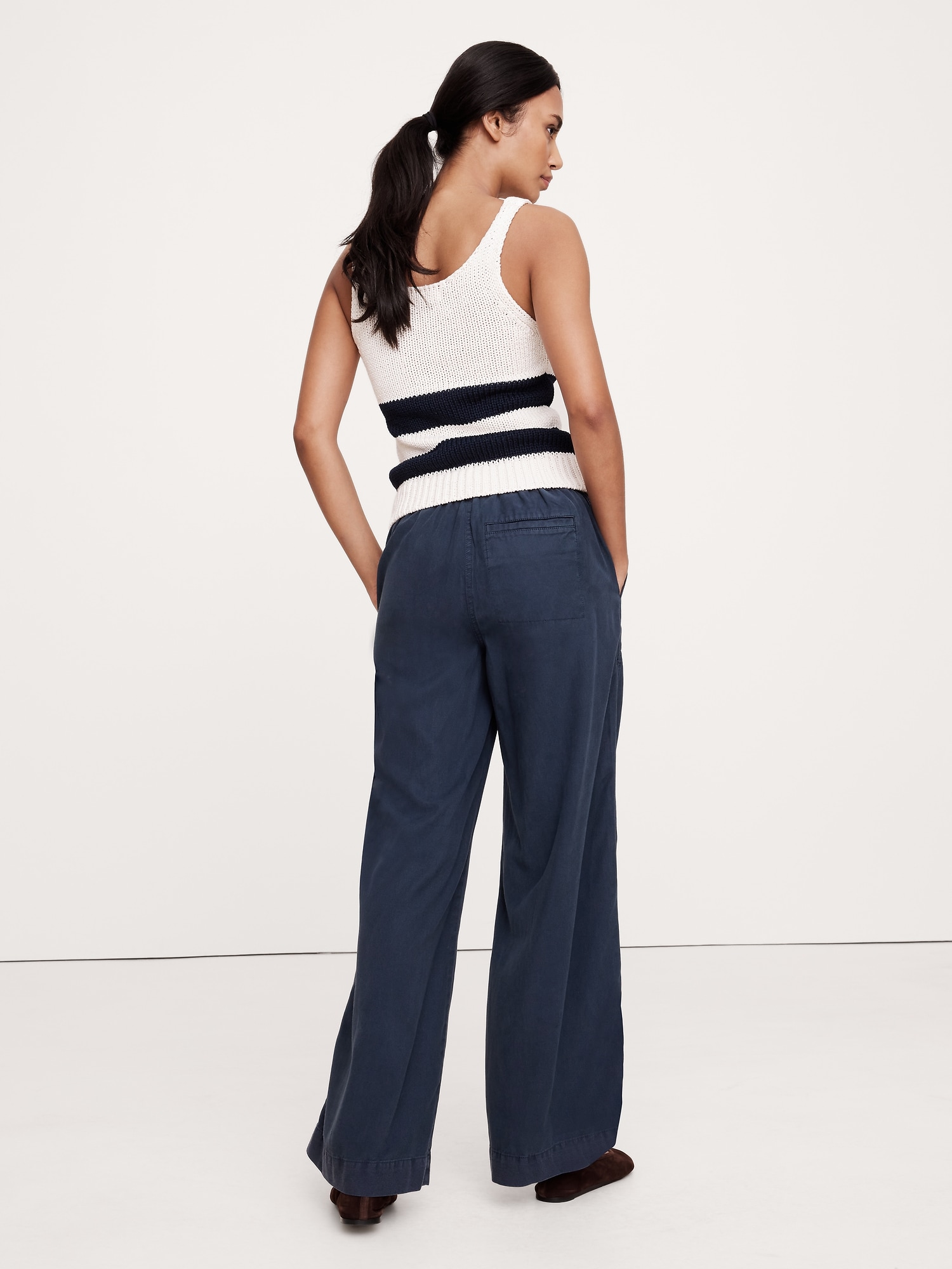 Soma Mid-Rise Wide-Leg Pant