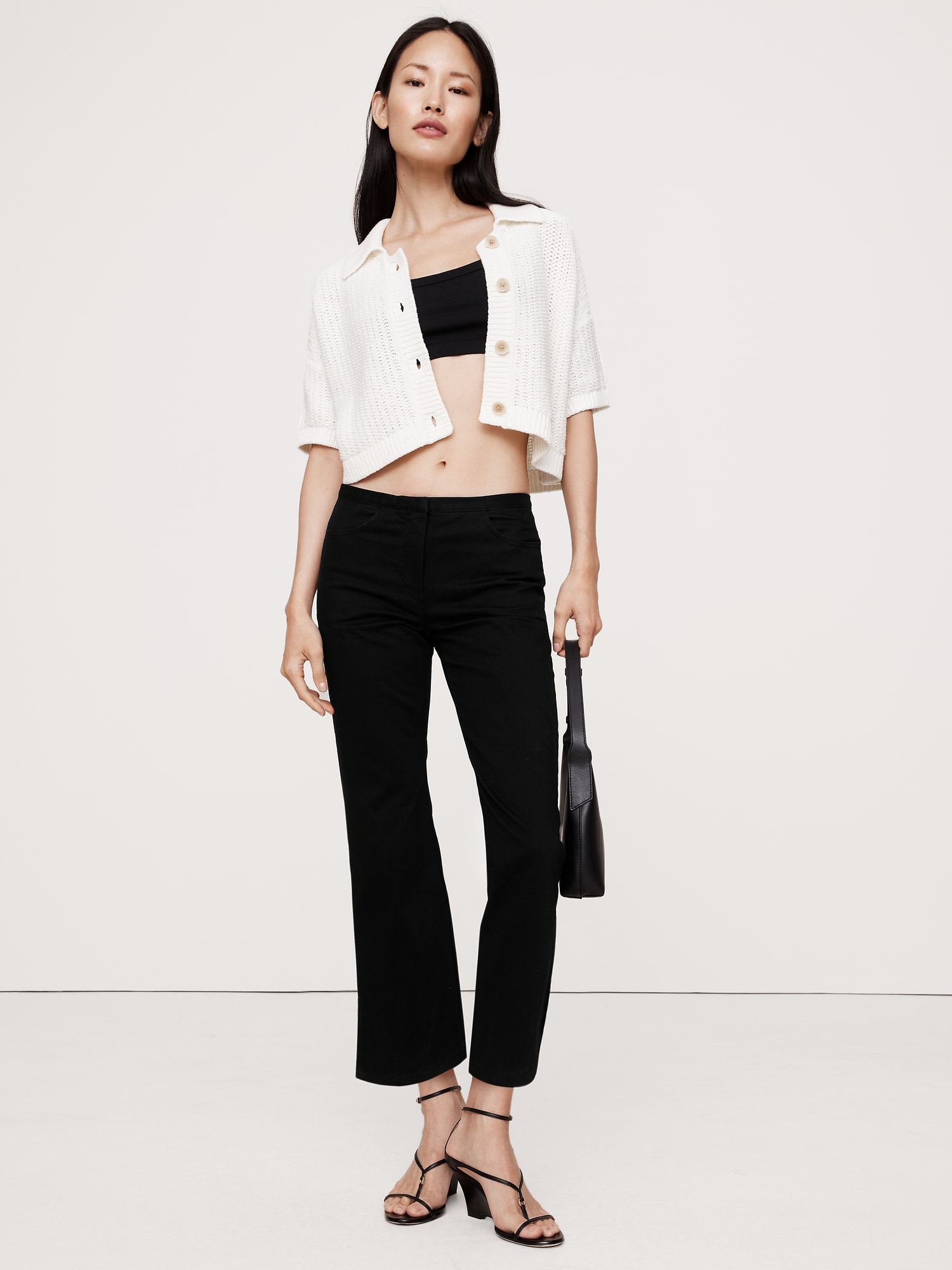 Mid-Rise Cotton Capri - Black