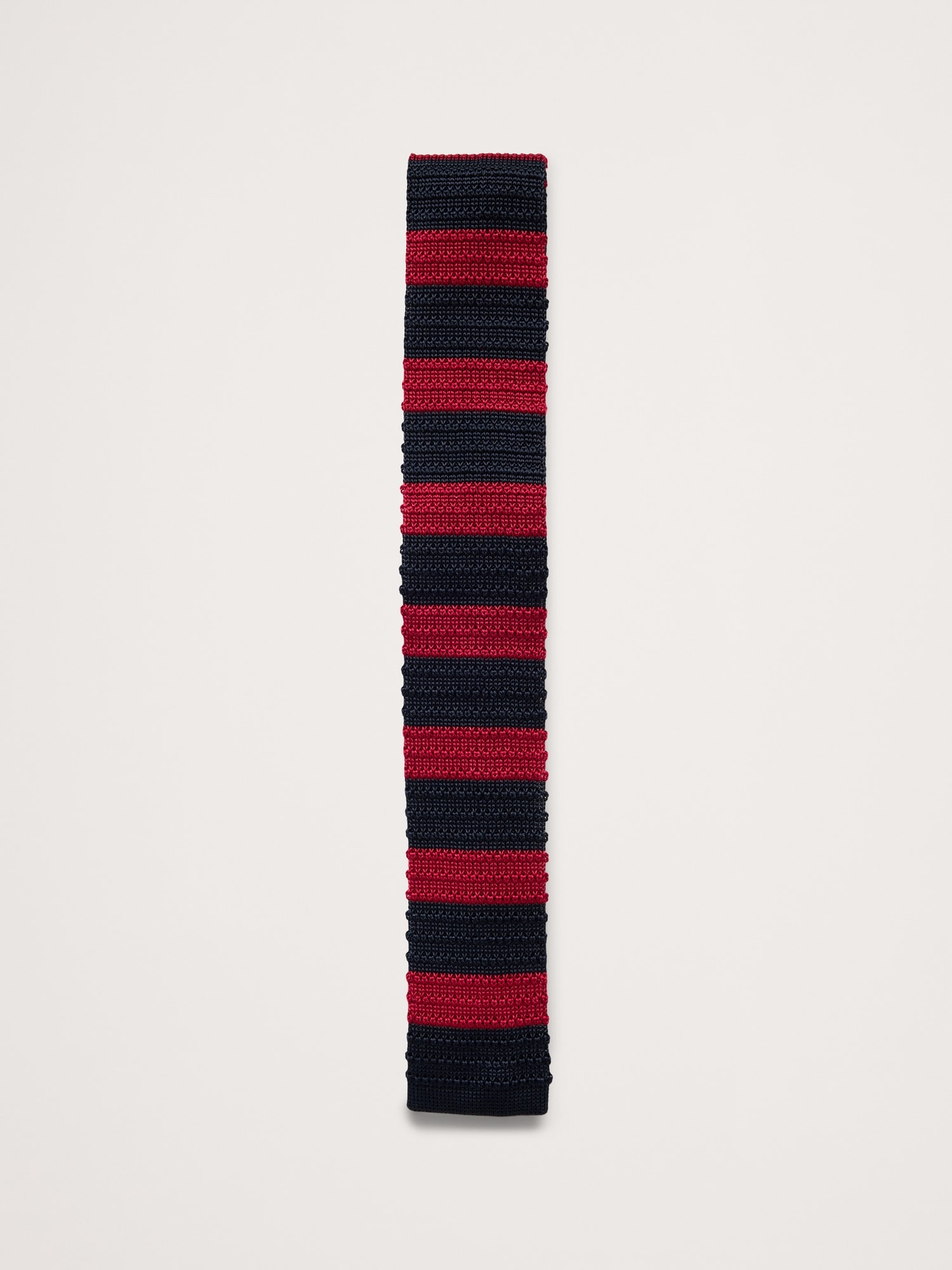Cravate en tricot de soie