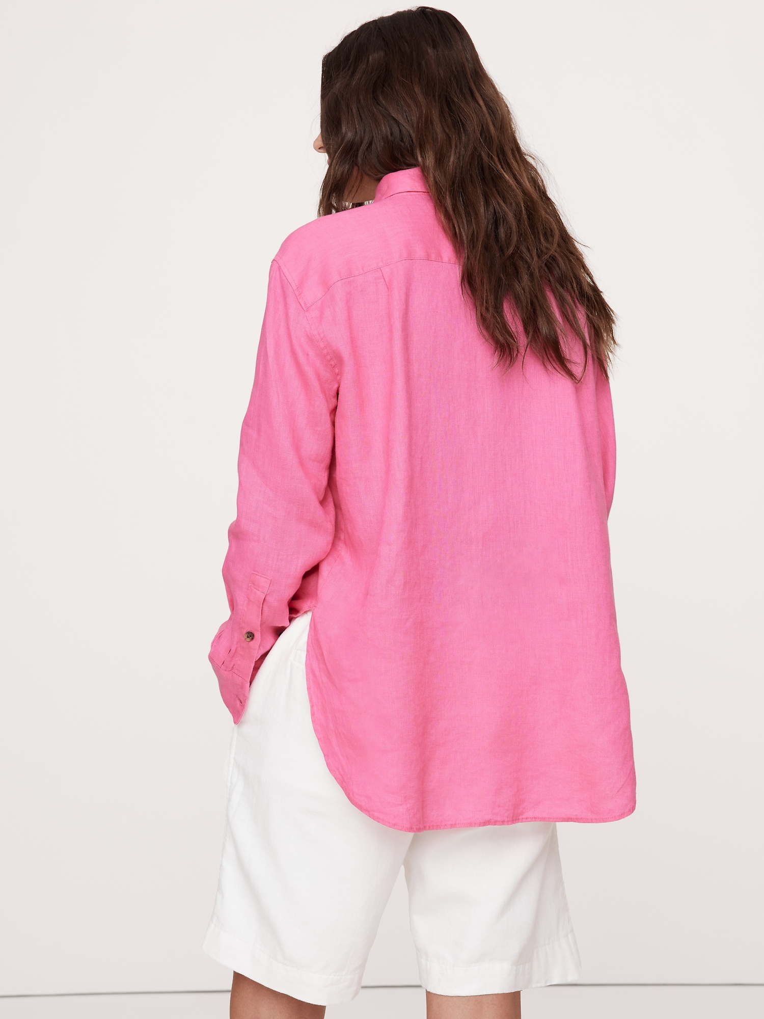 The Oversized Linen Shirt