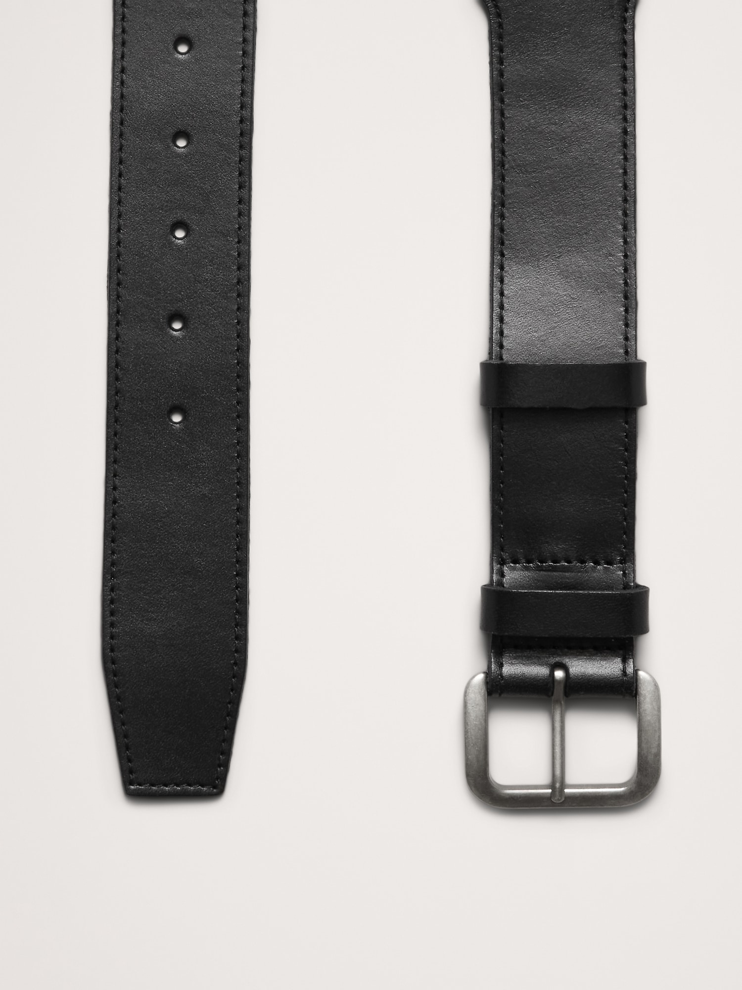 L'image numéro 3 présente CEINTURE CORSET EN CUIR NOUÉ