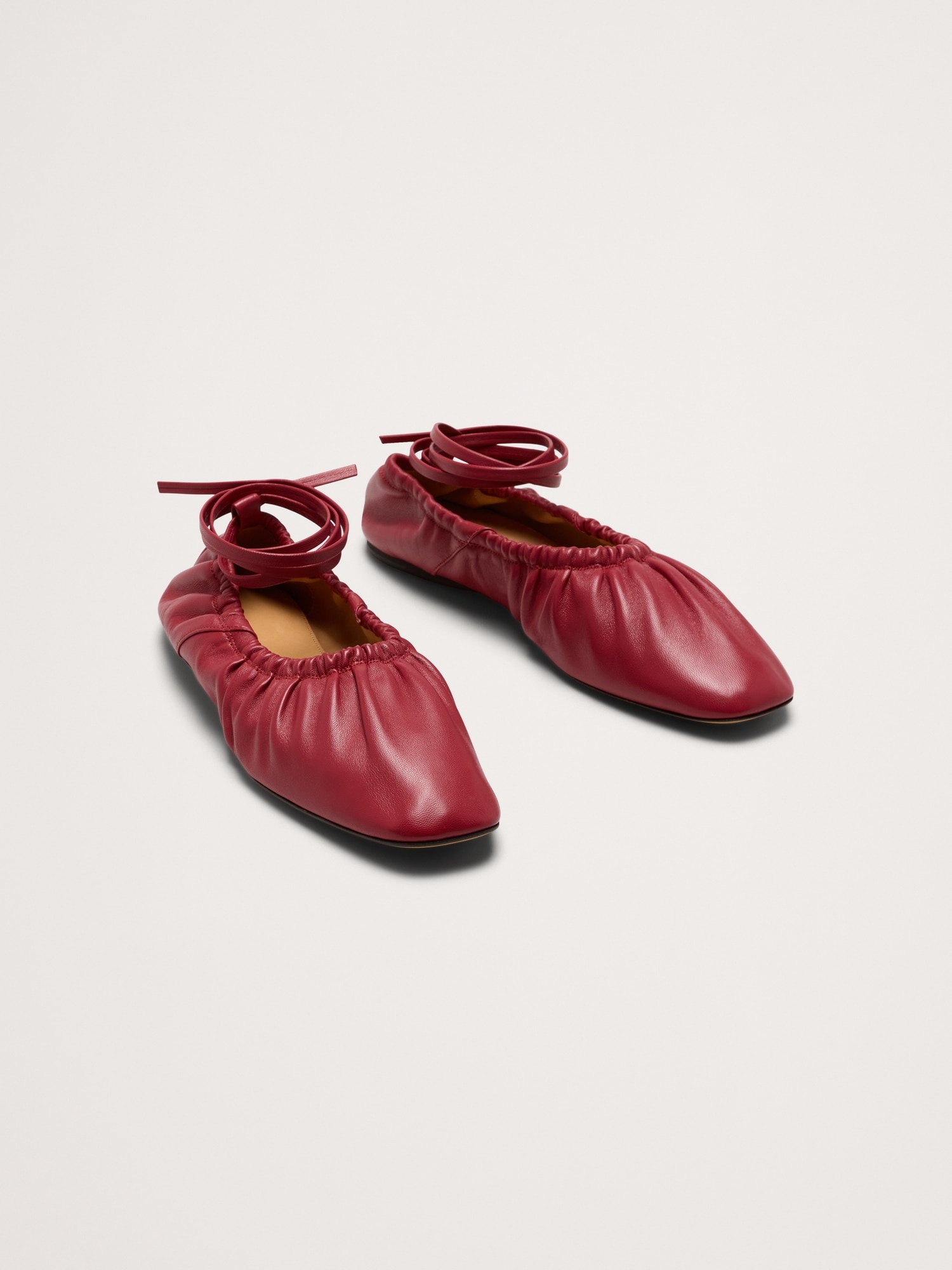 Image number 3 showing, RUCHED SUEDE BALLET FLAT