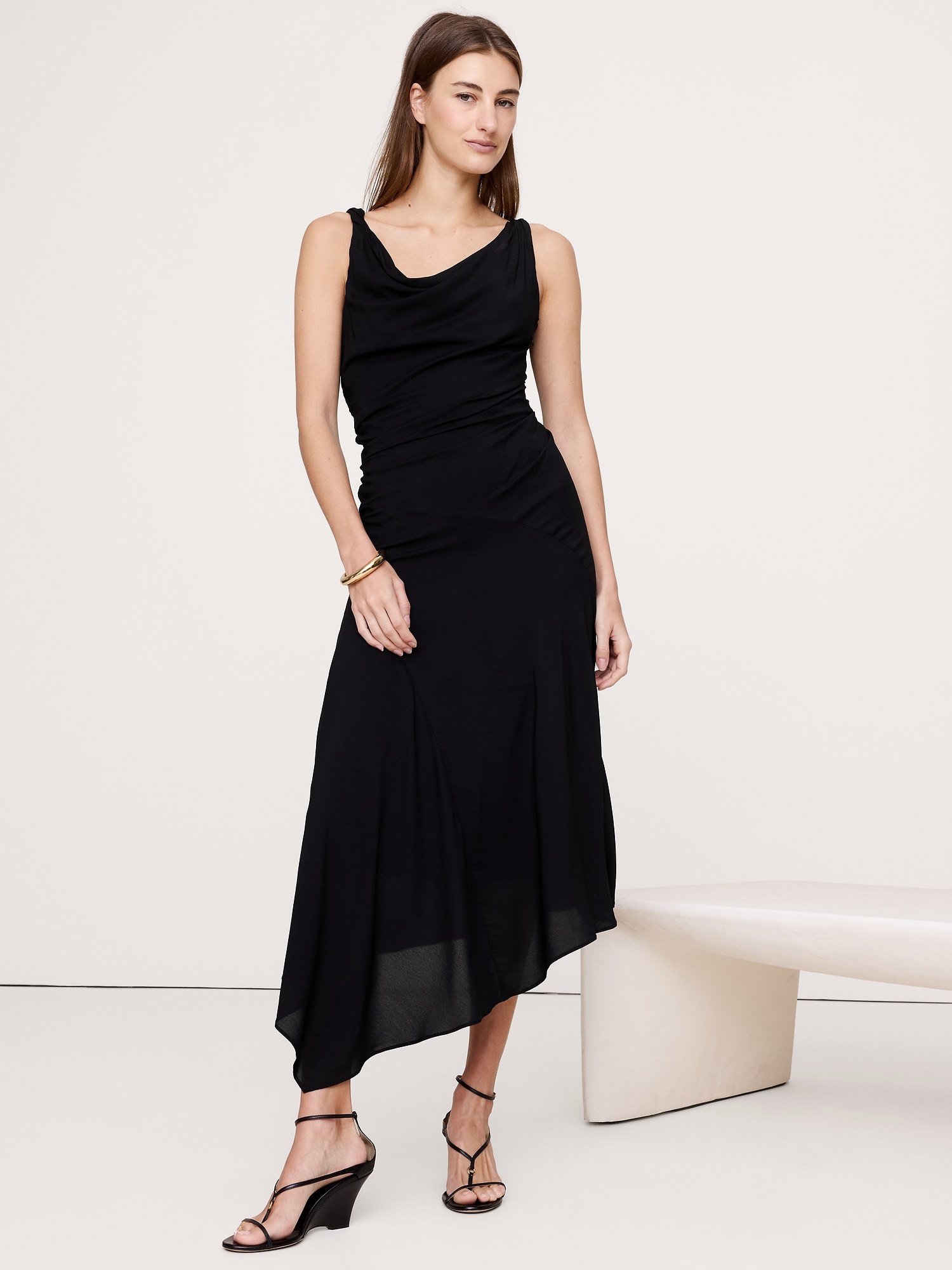 Robe en crêpe à épaules torsadées - Noir