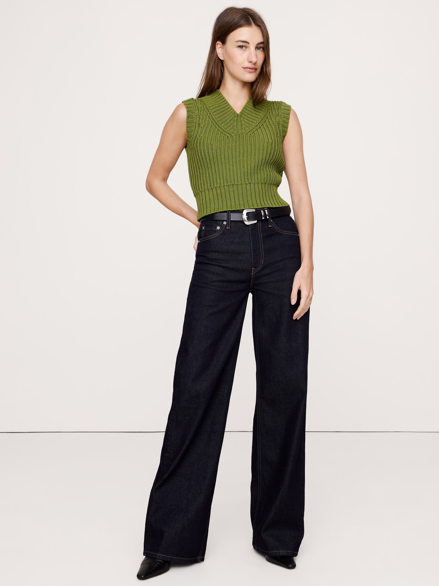 Image number 1 showing, COTTON V-NECK CROPPED SWEATER VEST