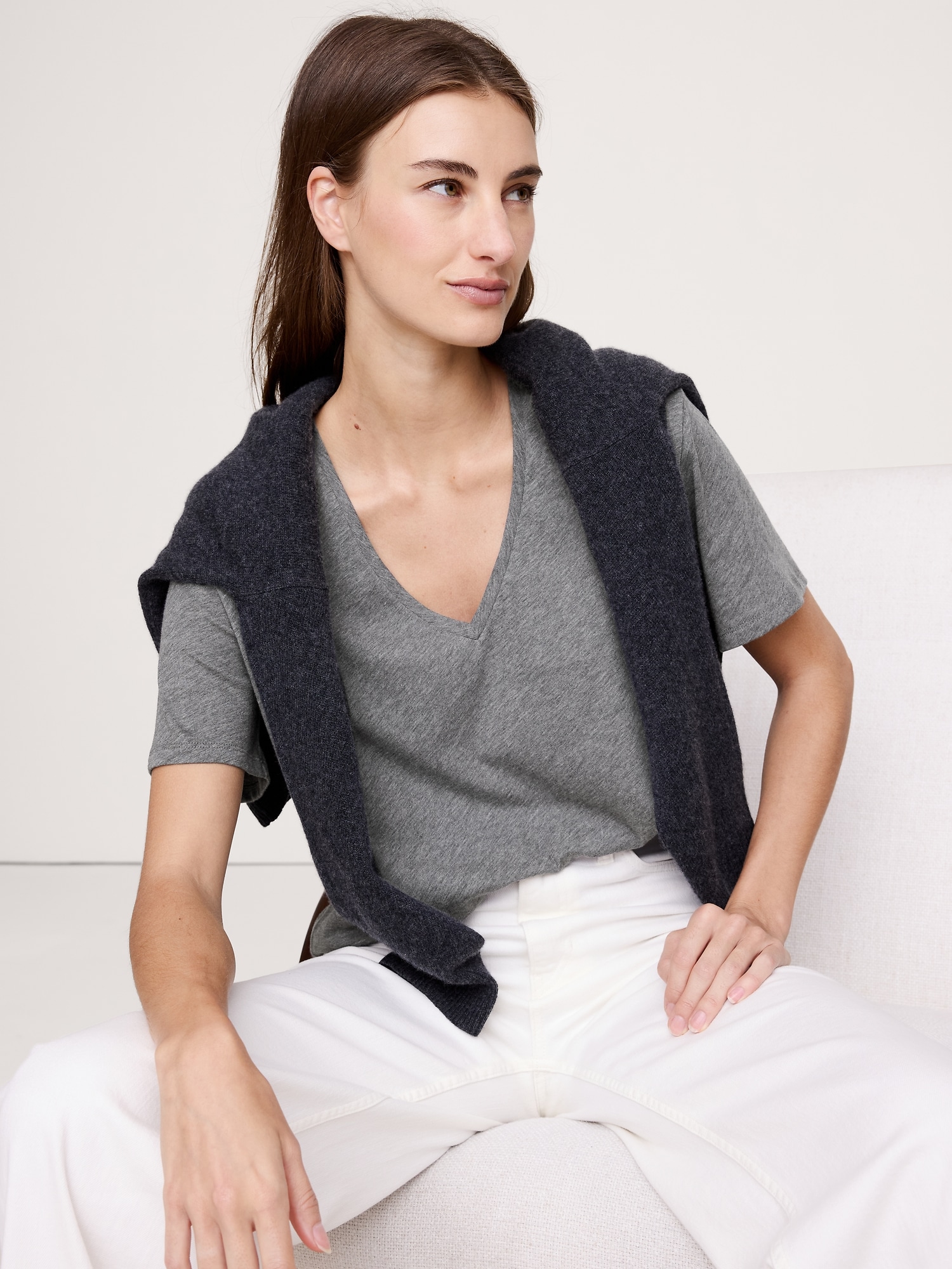 Oversized Cotton-Silk V-Neck T-Shirt - Gray