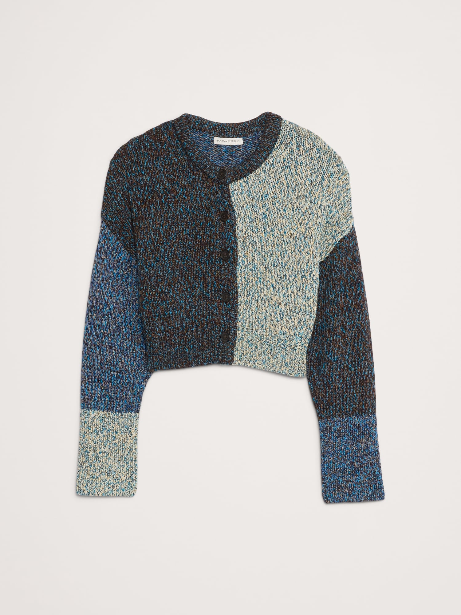 L'image numéro 7 présente Cardigan court surdimensionné en coton