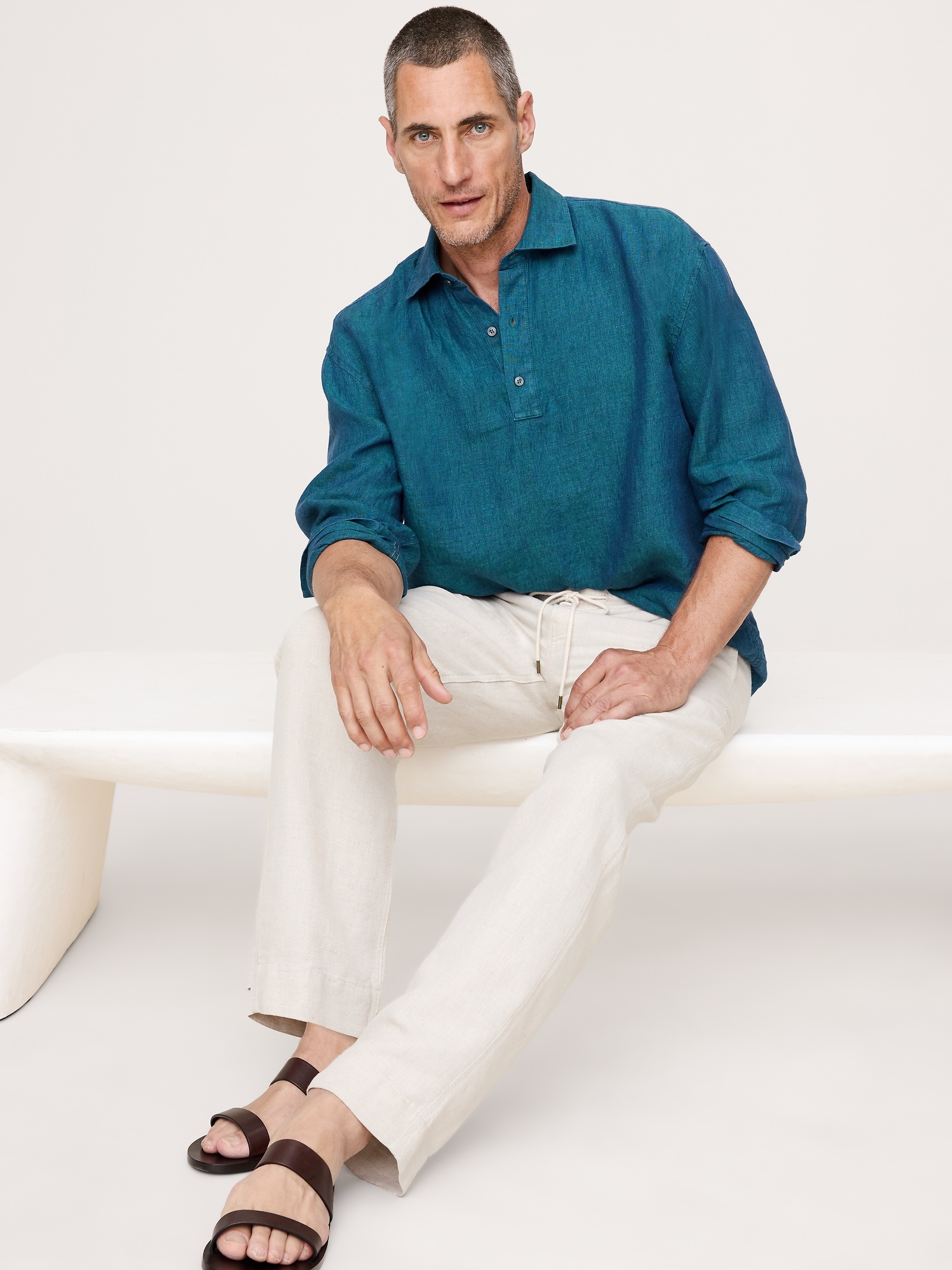 RELAXED-FIT LINEN POPOVER SHIRT