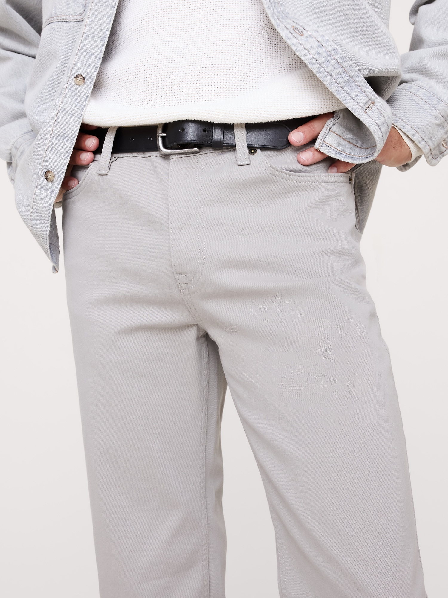 L'image numéro 3 présente Pantalon Voyageur 2.0 à coupe droite