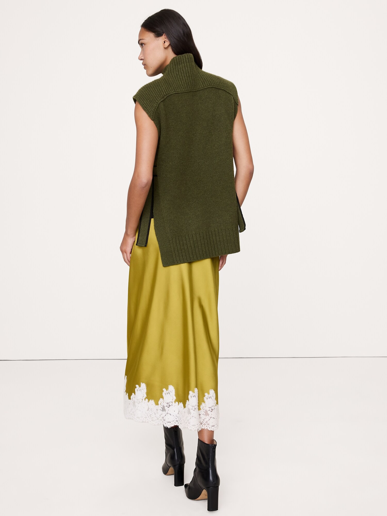 Image number 2 showing, MERINO-CASHMERE SWEATER VEST WITH OPEN SIDES
