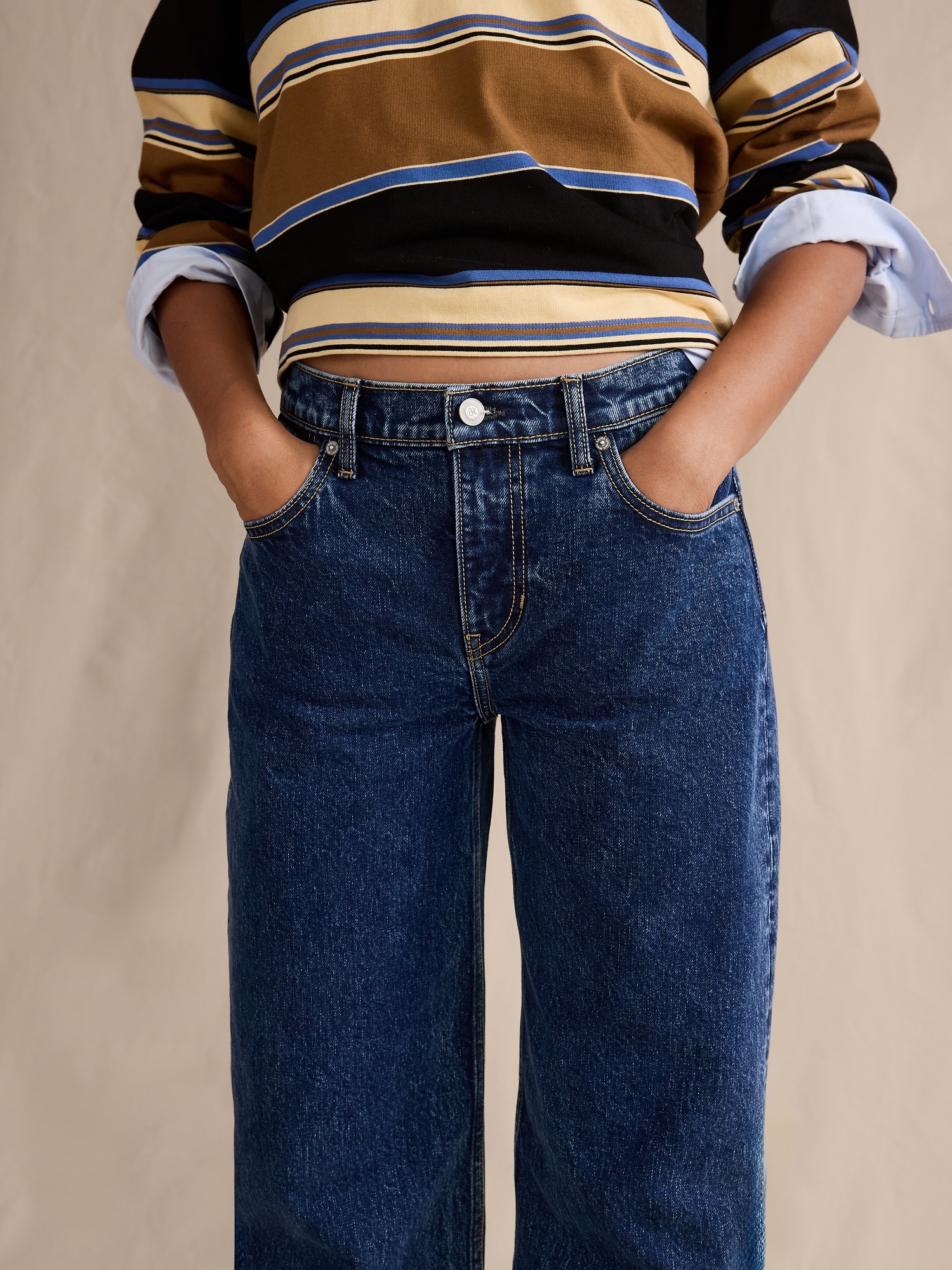 Image number 4 showing, Mid-Rise 90s Loose Jean