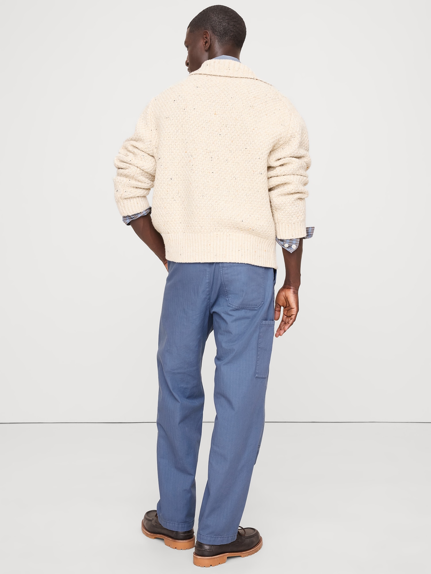 L'image numéro 5 présente PANTALON DE JARDINIER À TAILLE ÉLASTIQUE EN COTON À MOTIF DE CHEVRONS