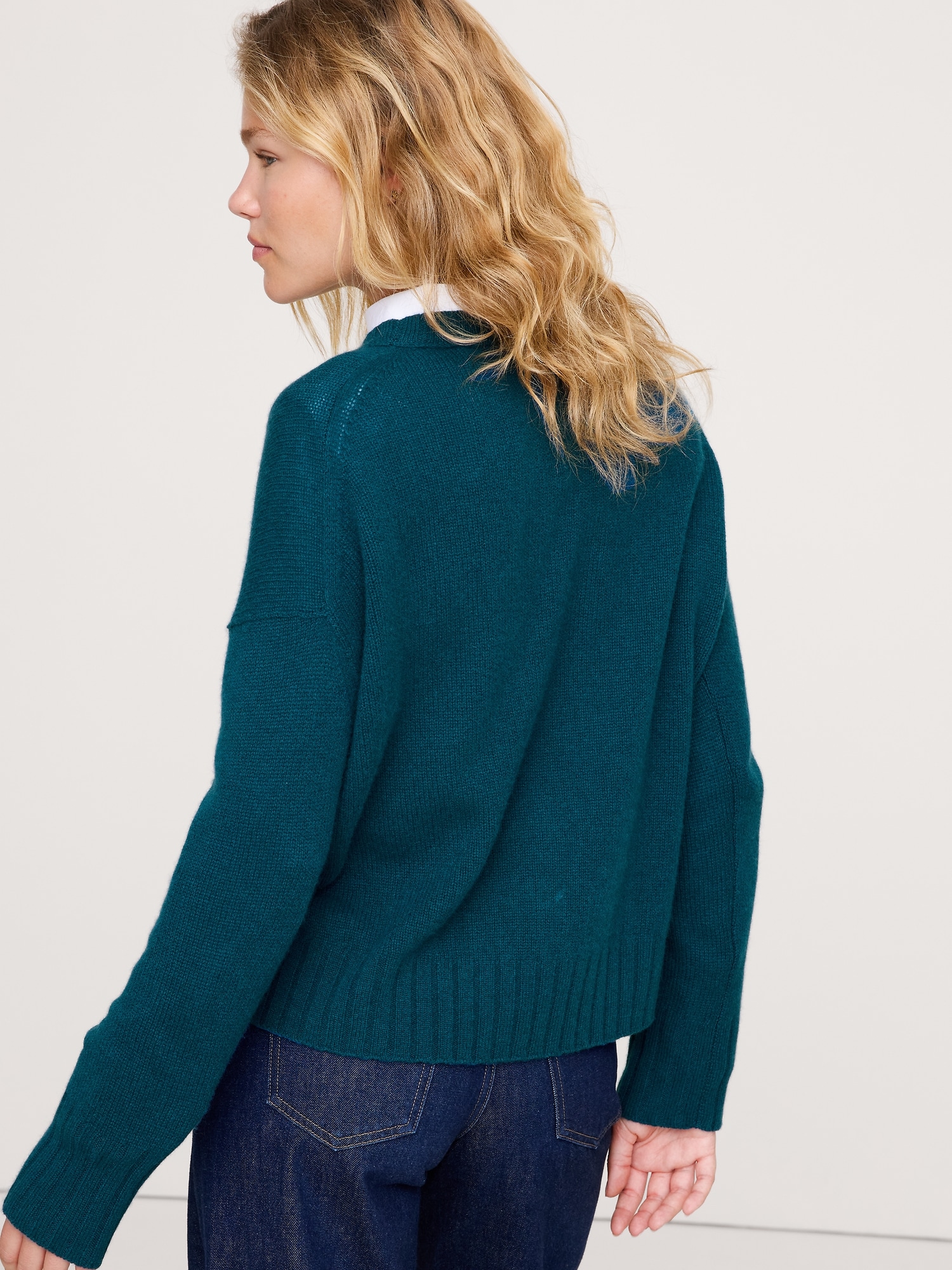 Image number 6 showing, Oversized Midweight Cashmere Crew-Neck Sweater