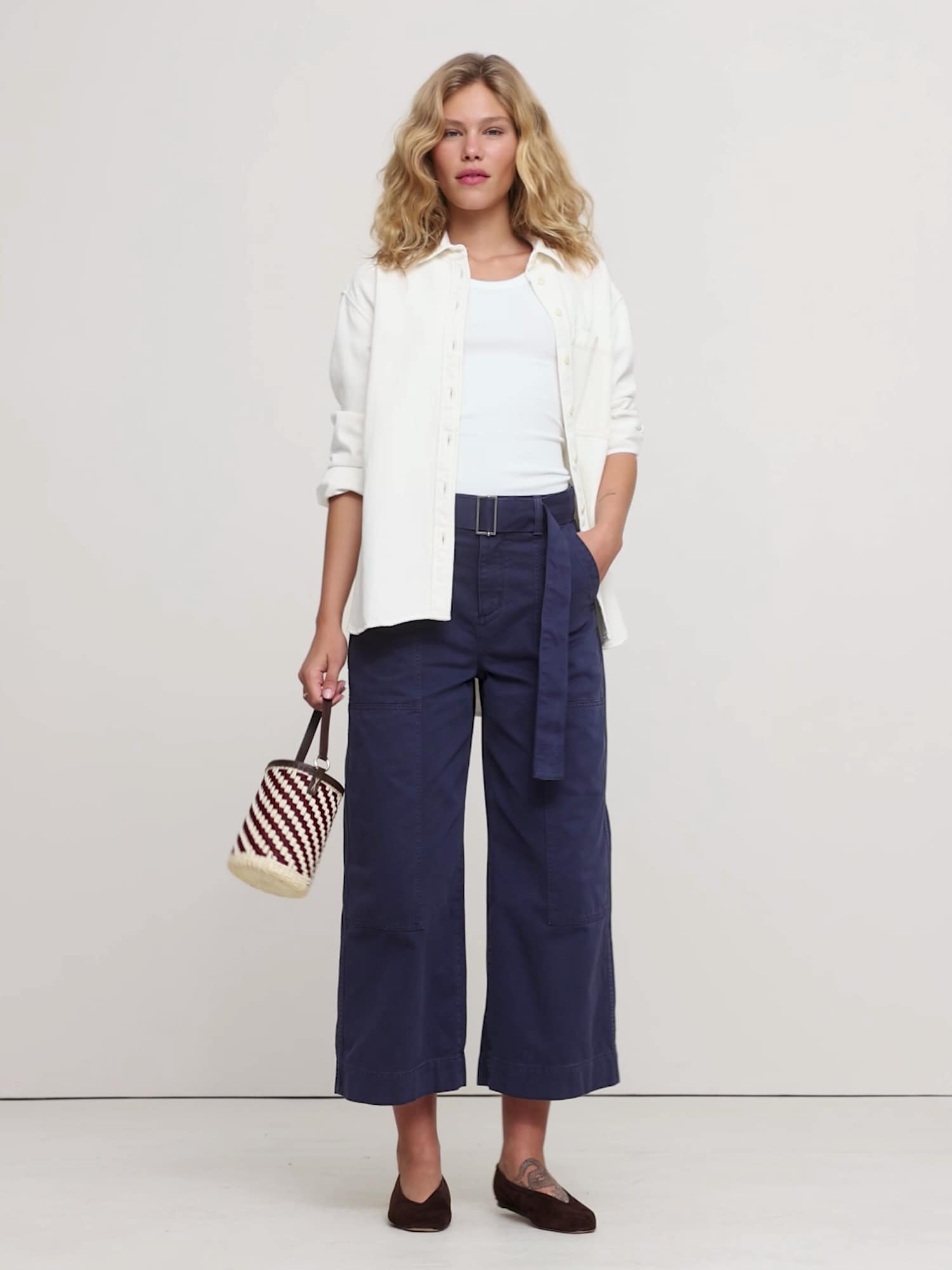 Image number 2 showing, HIGH-RISE WIDE-LEG UTILITY CROP PANT