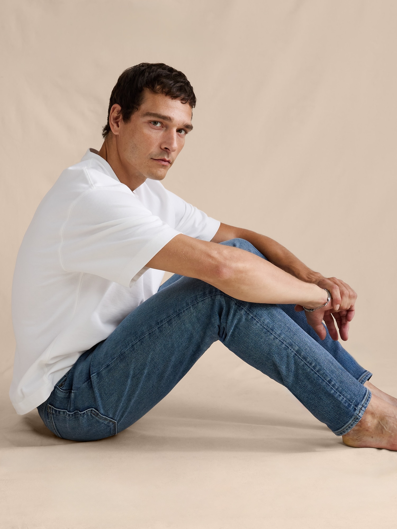 Image number 5 showing, SLIM LUXE TRAVELER JEAN