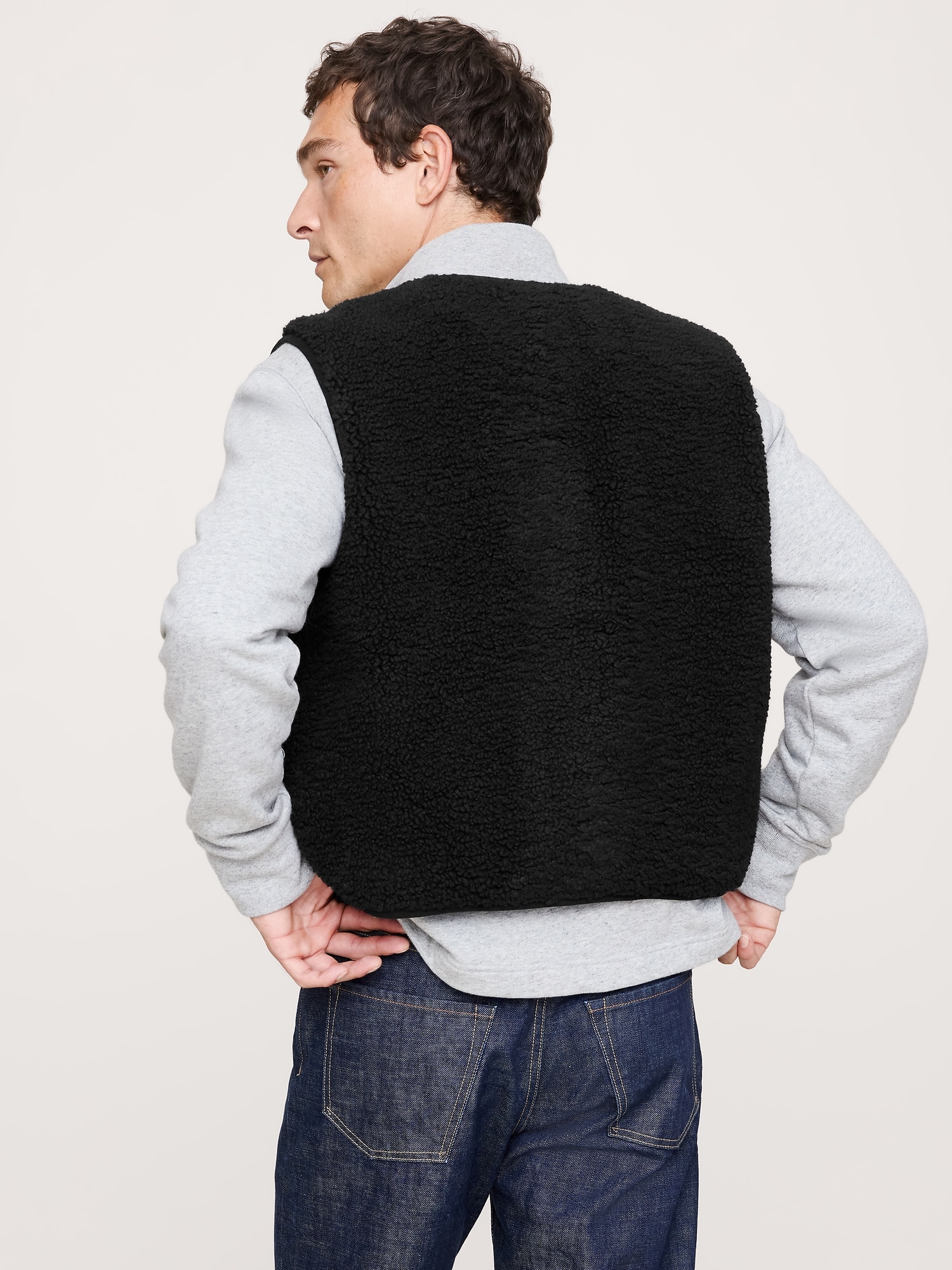 Image number 2 showing, Sherpa Vest