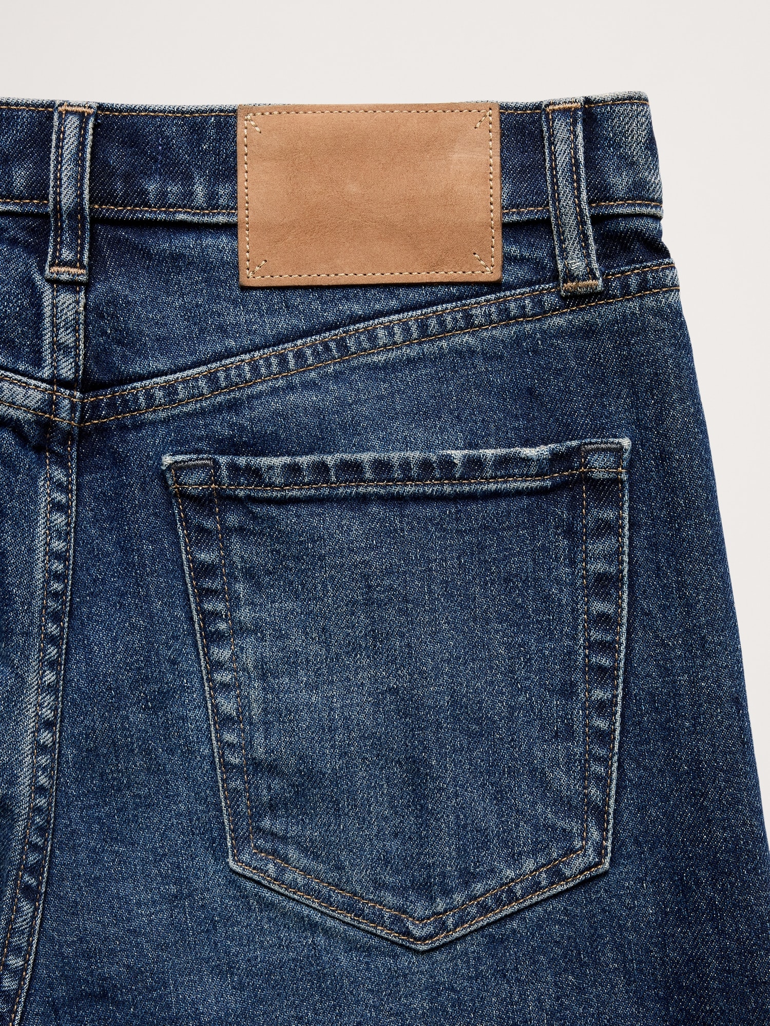 Image number 7 showing, HIGH-RISE 90S STRAIGHT JEAN