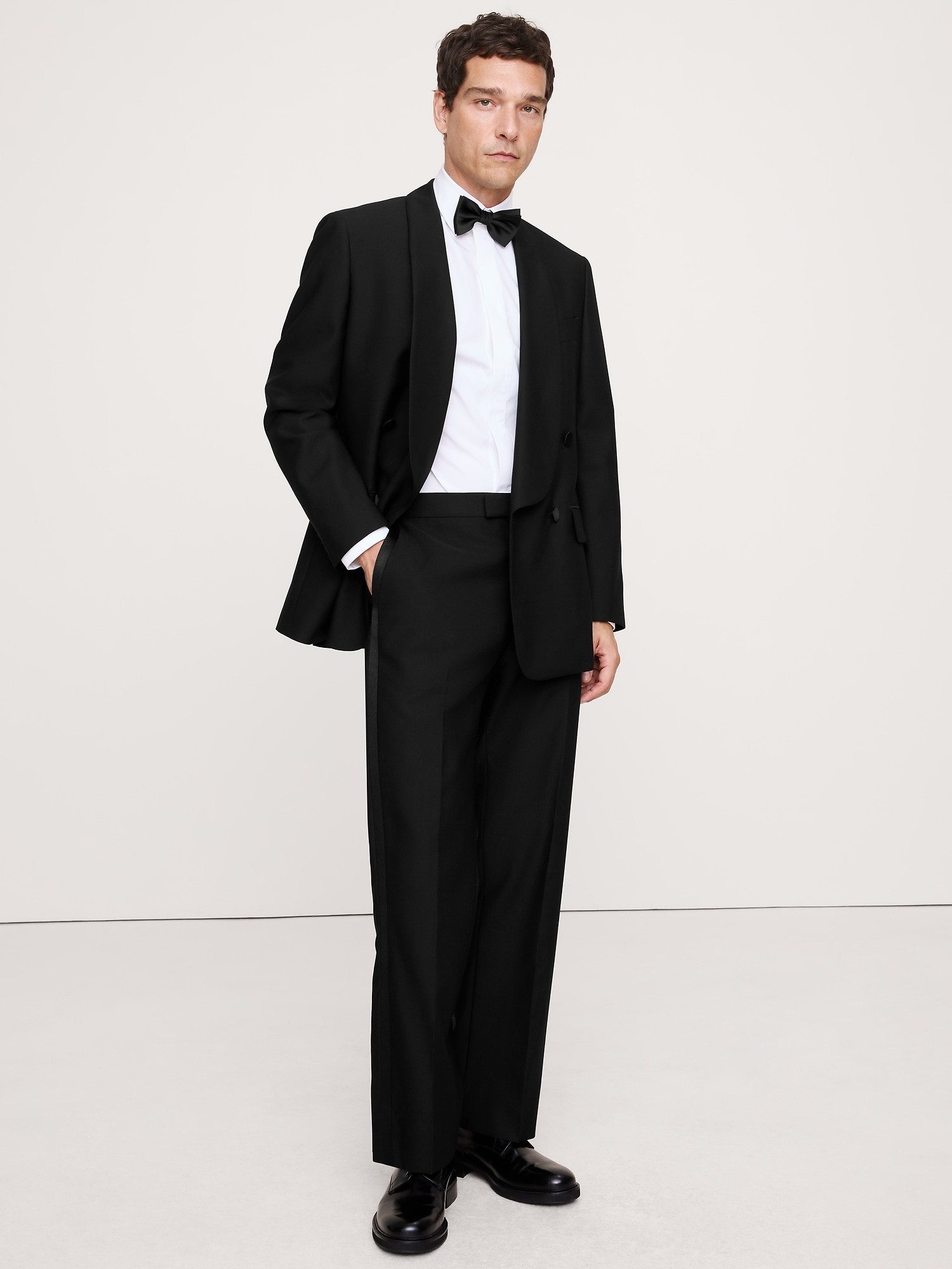 Image number 6 showing, Relaxed Italian Barathea Tuxedo Jacket