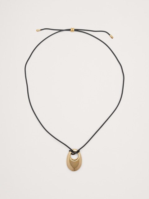 COLLIER À ANNEAU SCULPTÉ