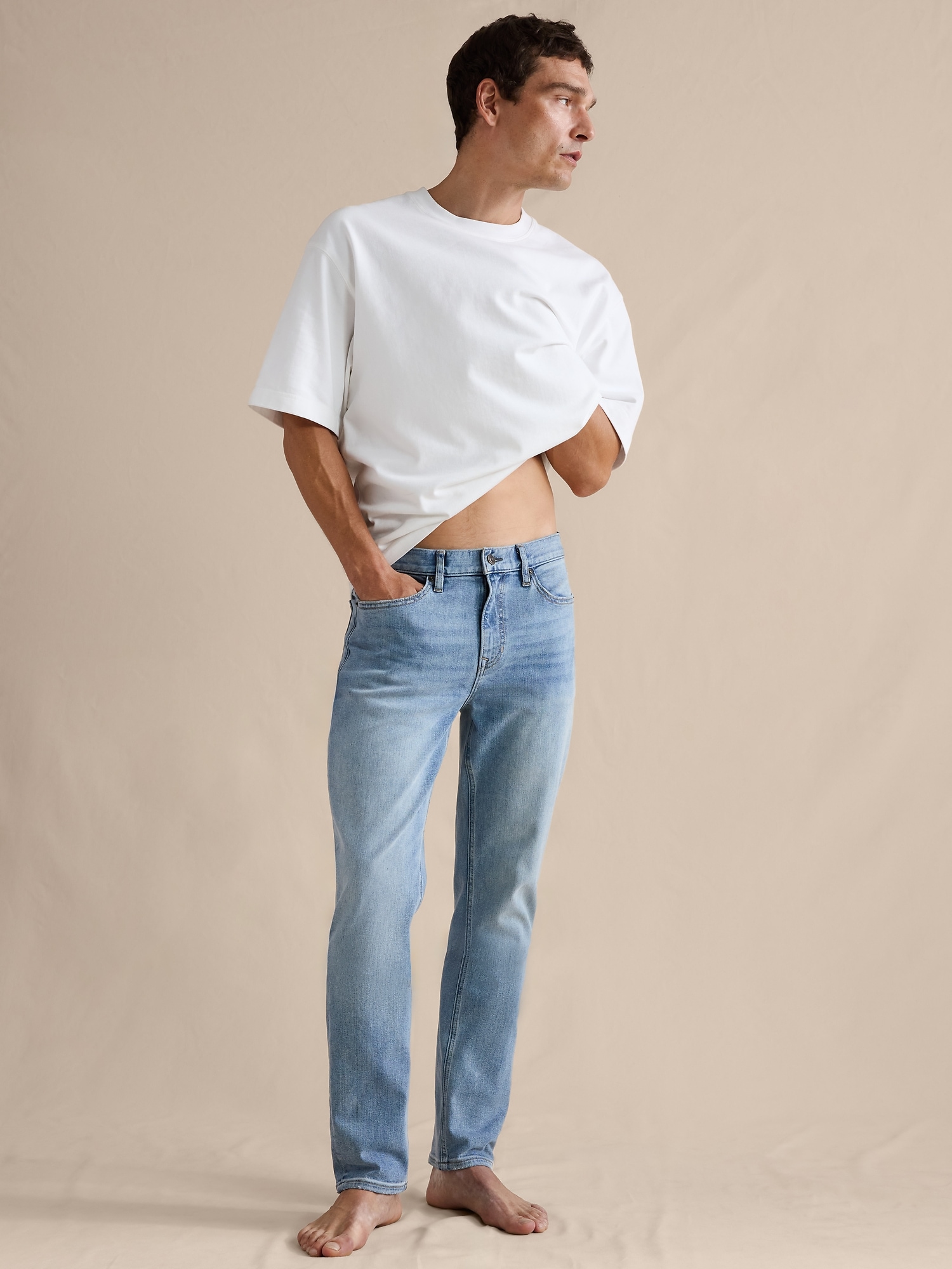 Image number 5 showing, SLIM LUXE TRAVELER JEAN