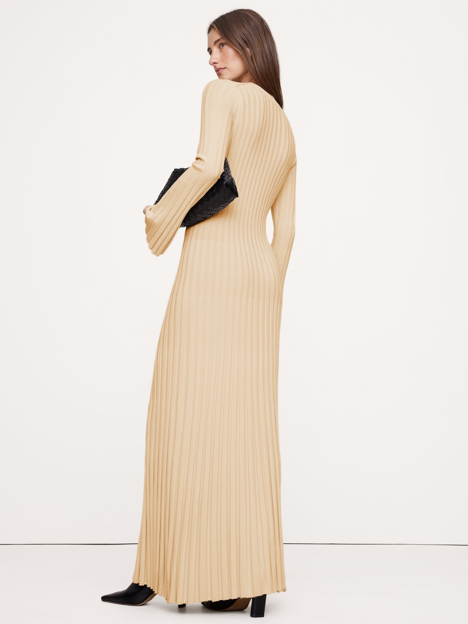 Image number 3 showing, Sculpted Ribbed Maxi Dress