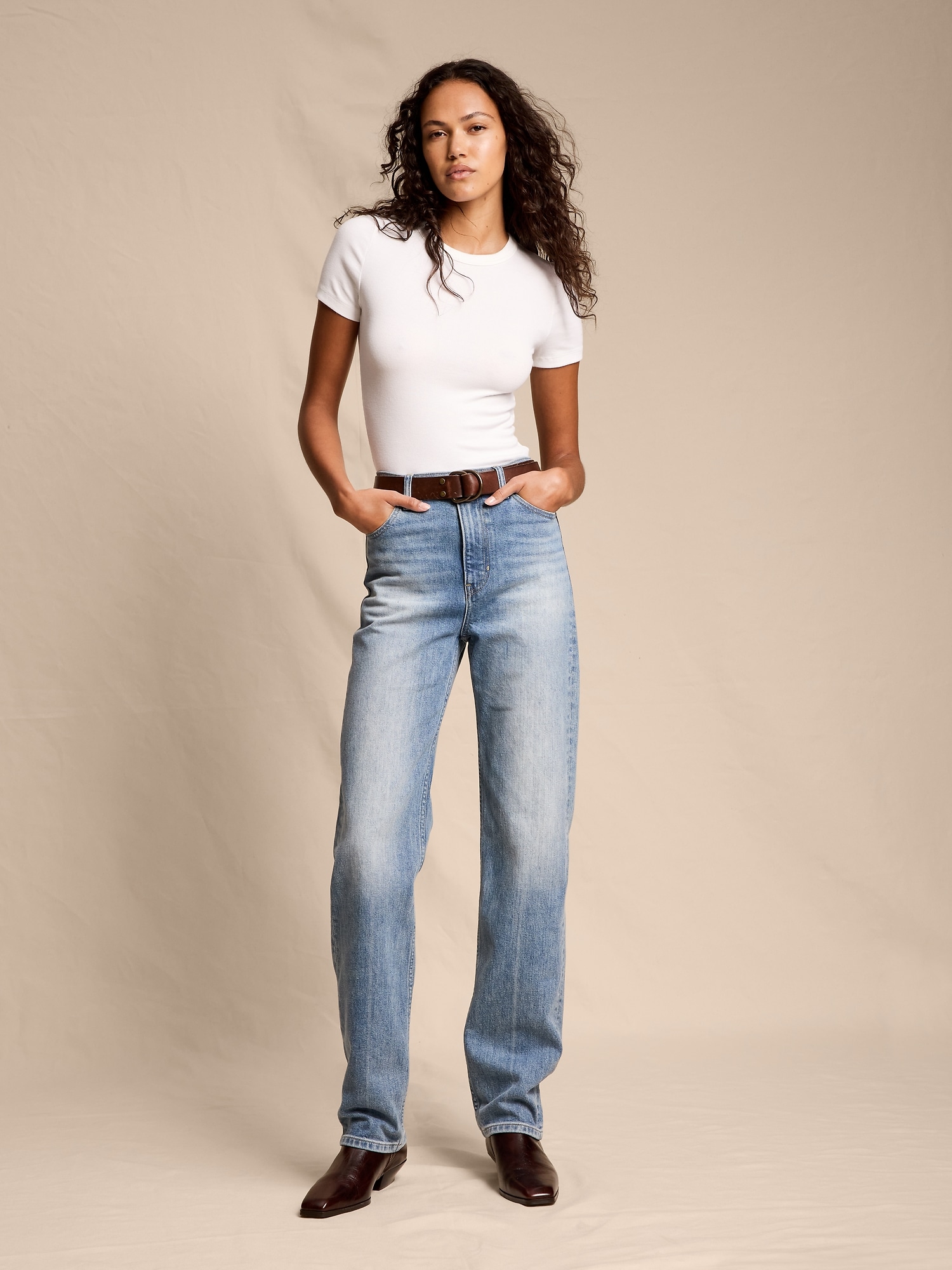 HIGH-RISE 90S STRAIGHT JEAN - Light Wash