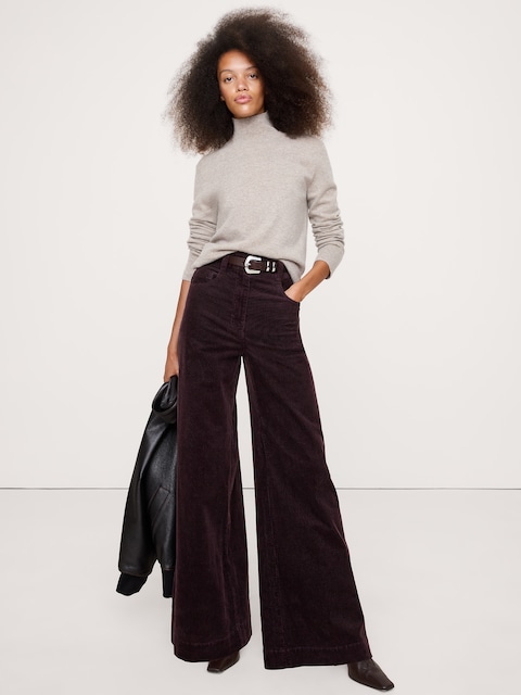 PANTALON EN VELOURS CÔTELÉ À JAMBE LARGE ET À TAILLE TRÈS HAUTE