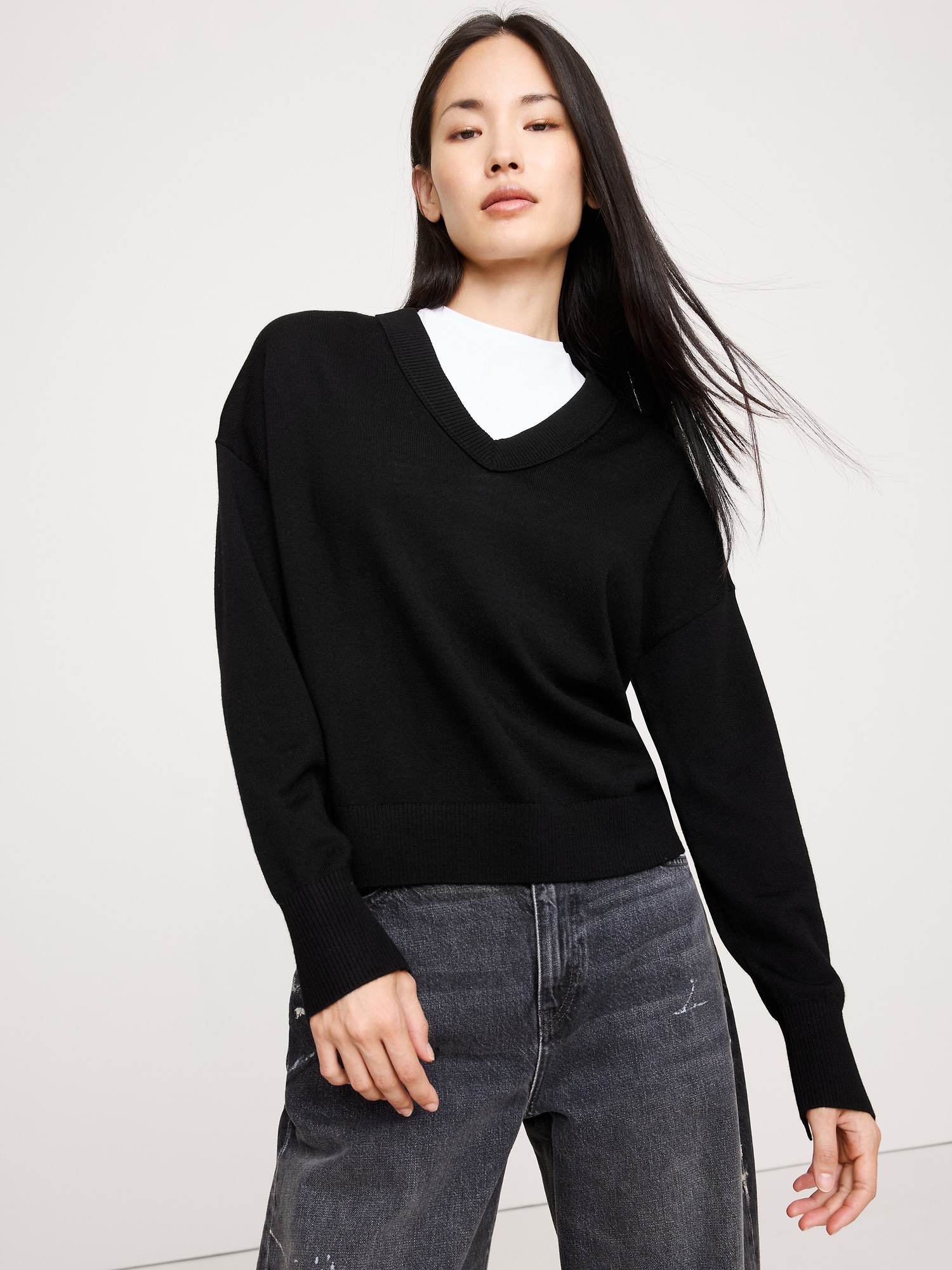 Image number 3 showing, Merino V-Neck Sweater