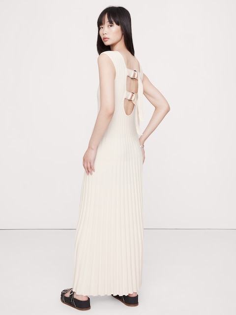 ROBE LONGUE CÔTELÉE DOS NU À EFFET SCULPTANT