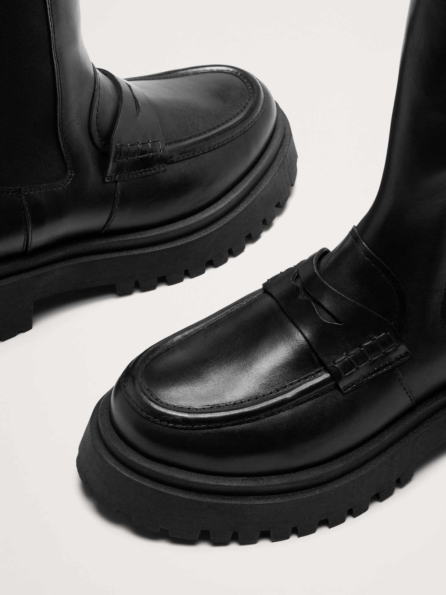 L'image numéro 5 présente BOTTE CHELSEA FLÂNEUSE EN CUIR ITALIEN